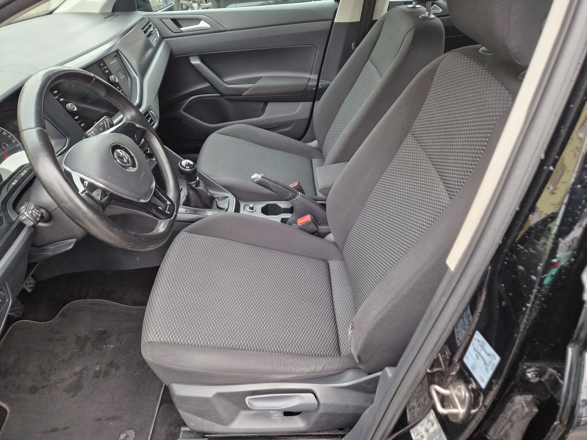 VW Polo 1.0 BMT Trendline-image-6
