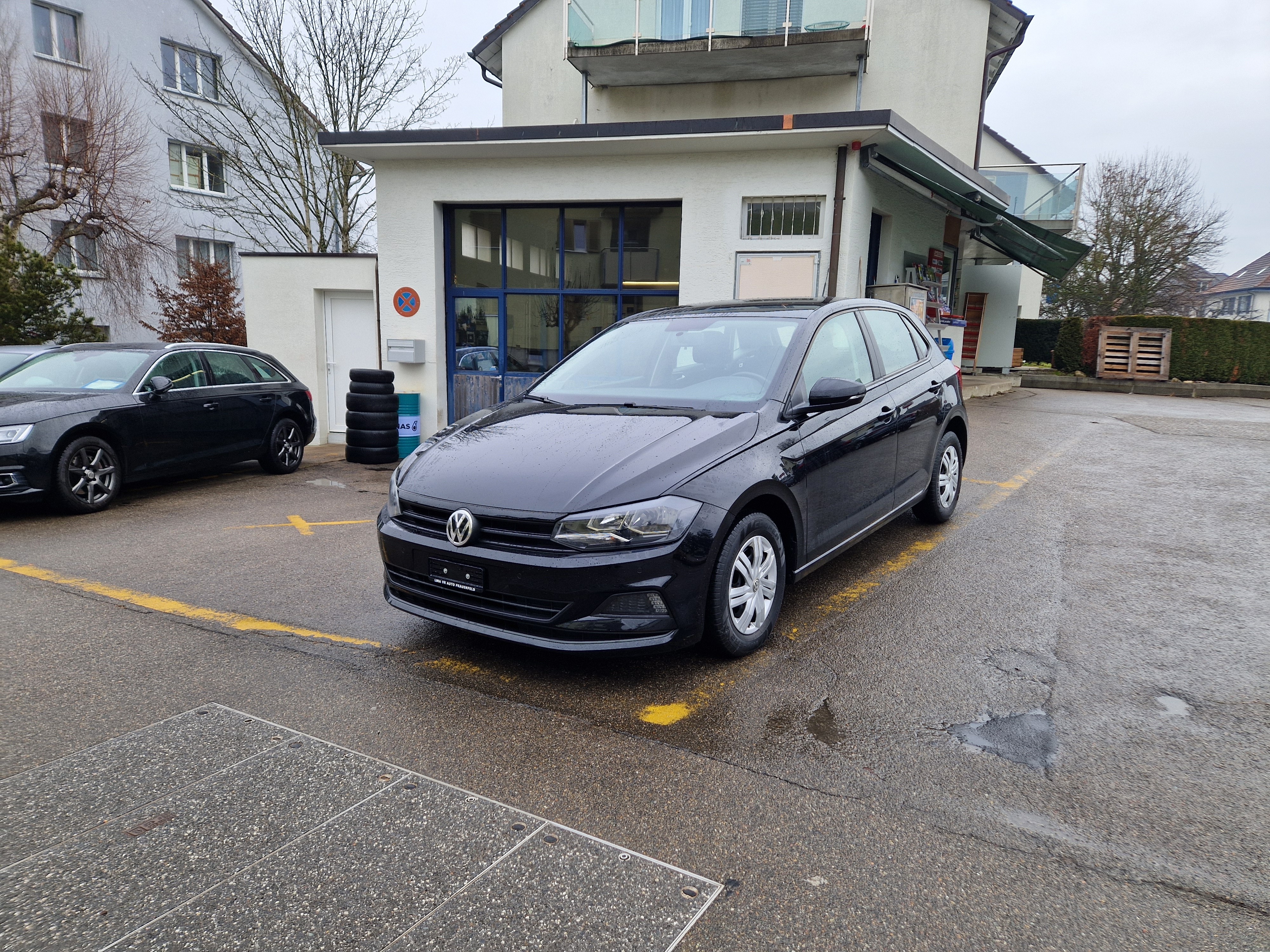 Car photo