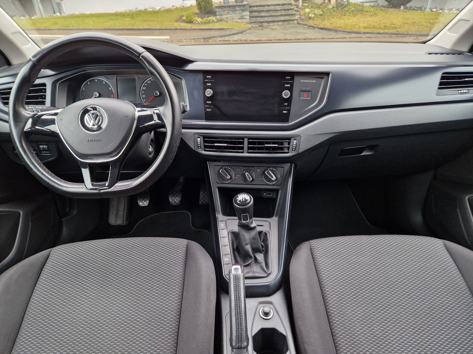 VW Polo 1.0 BMT Trendline-image-7