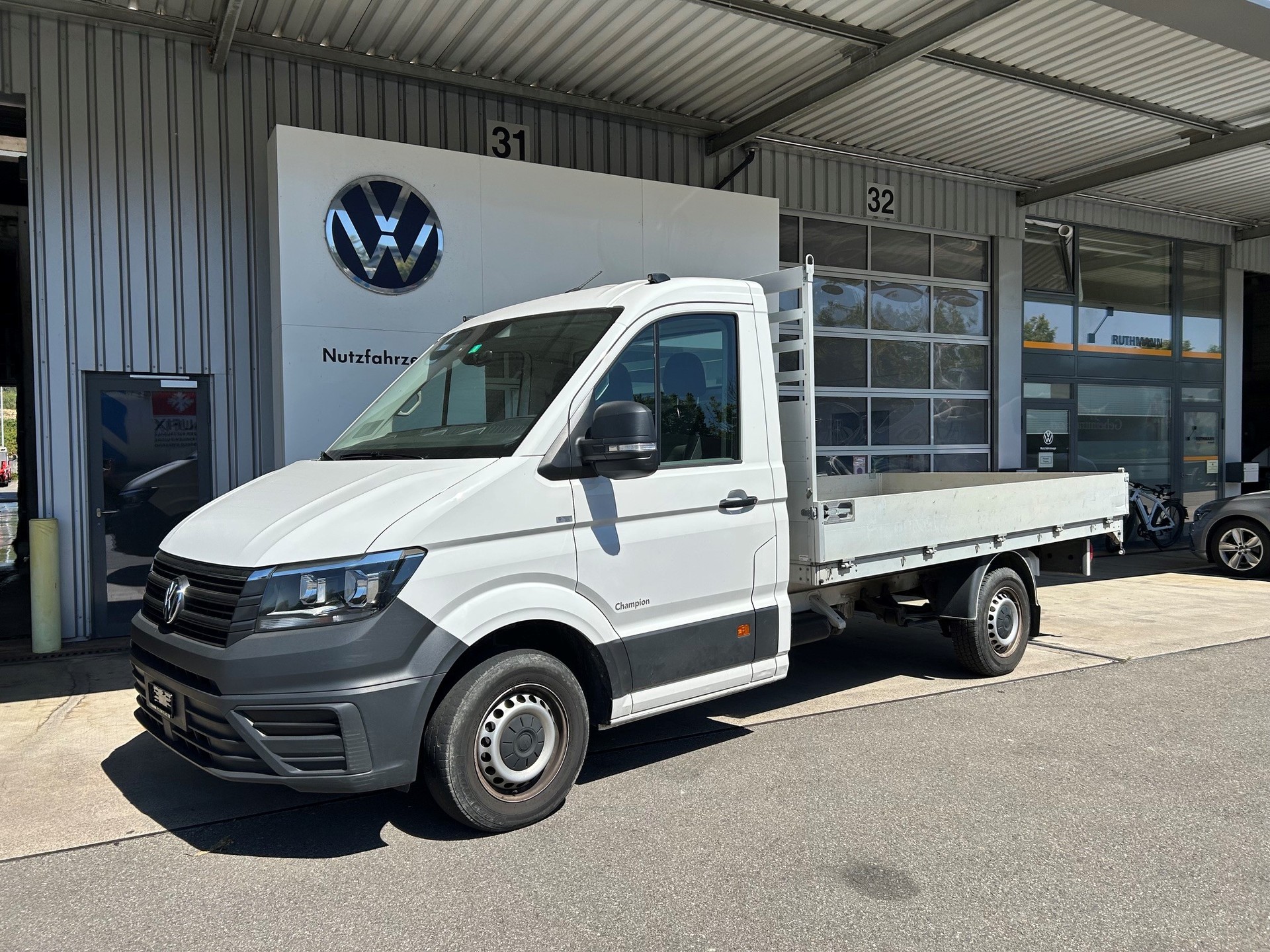 VW Crafter 35 140PS TDI FWD mit Ladebrücke