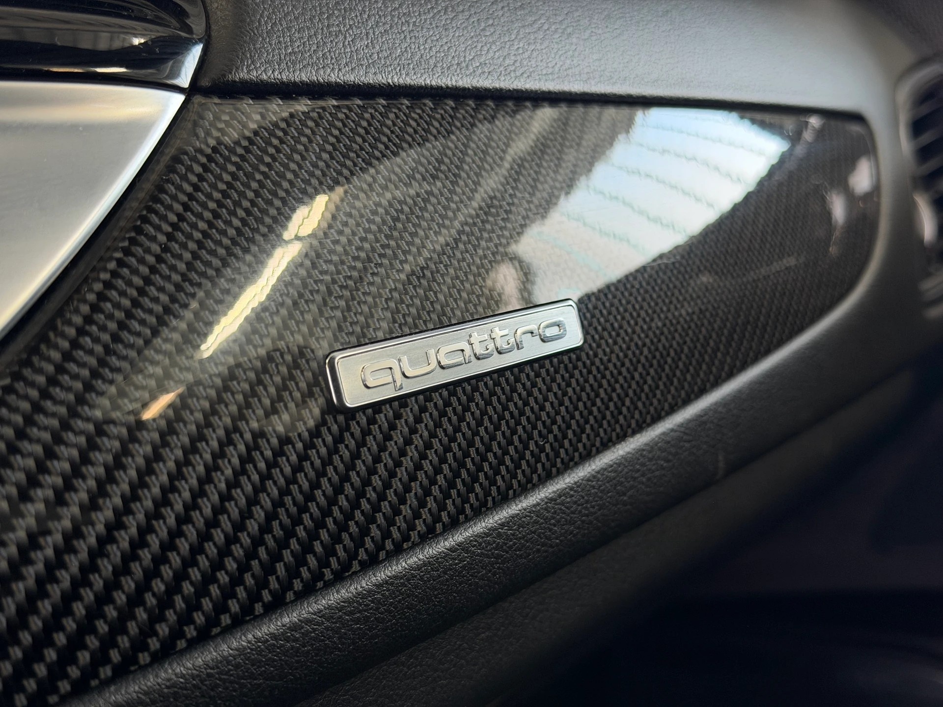 AUDI RS6 Avant 4.0 TFSI V8 performance quattro | ABT-Tuning 706PS | 22'' Räder | Frisch MFK-image-17