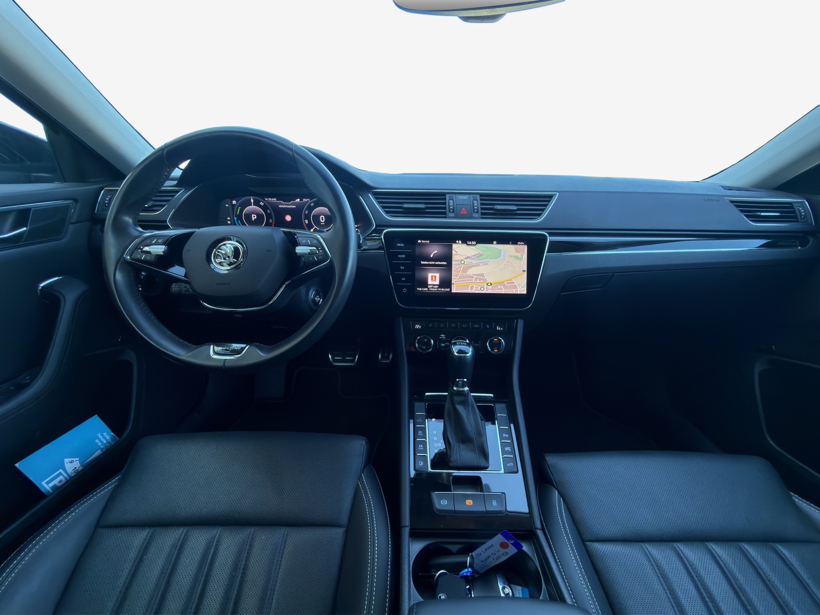 SKODA Superb 1.4 TSI L&K PHEV DSG-image-8