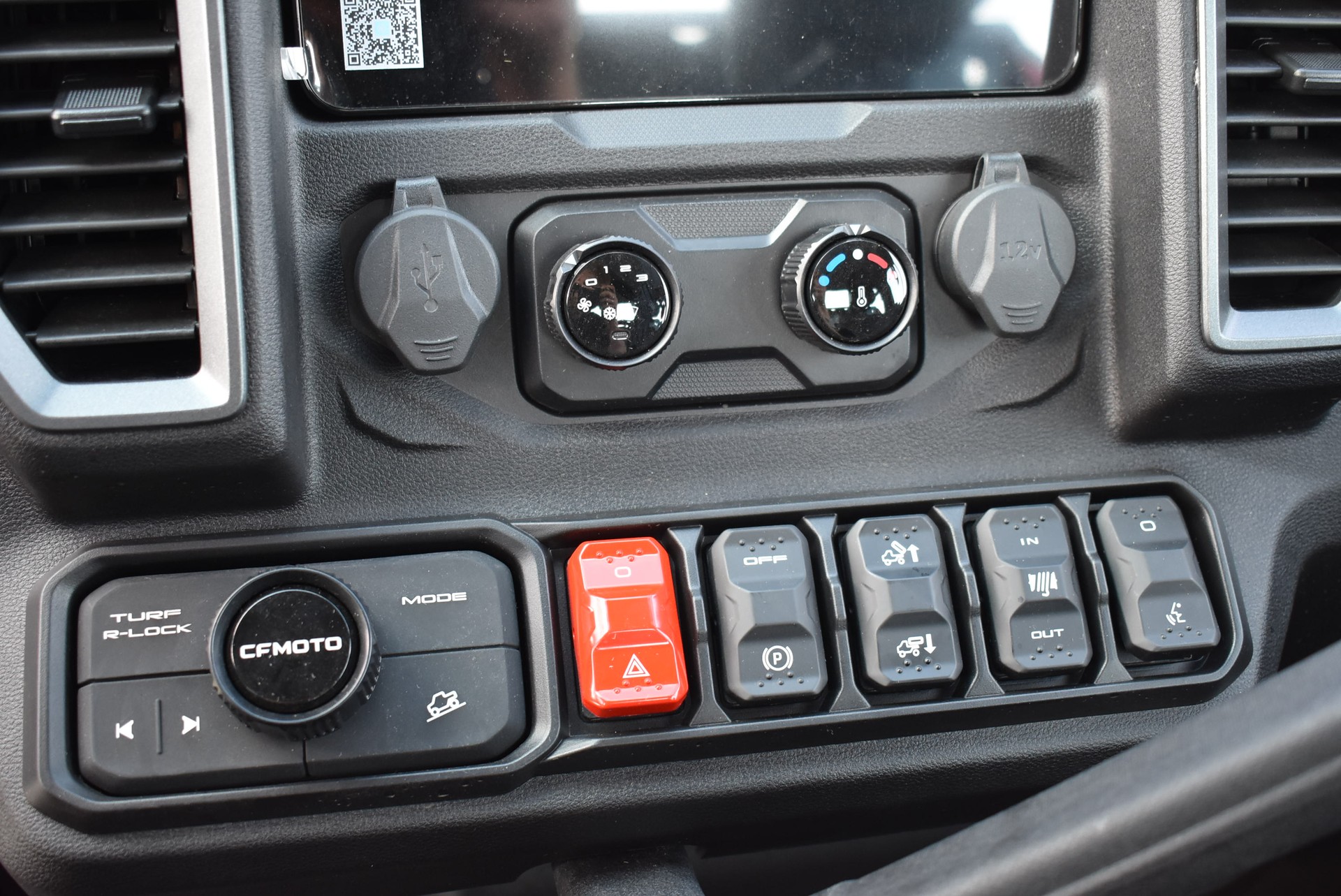 CF MOTO U10 PRO Higland 4x4-image-11