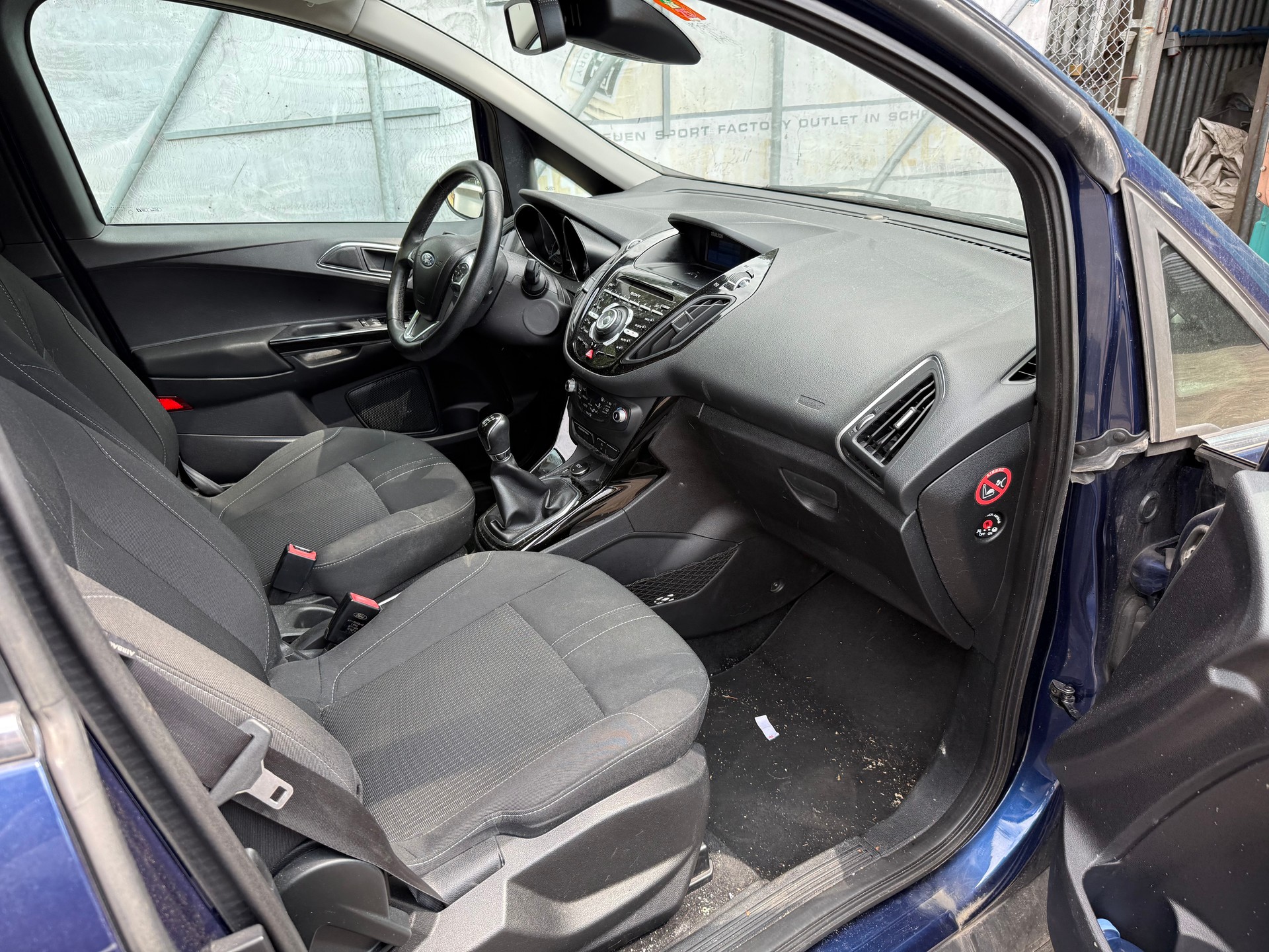 FORD B-Max 1.0 SCTi Titanium-image-6