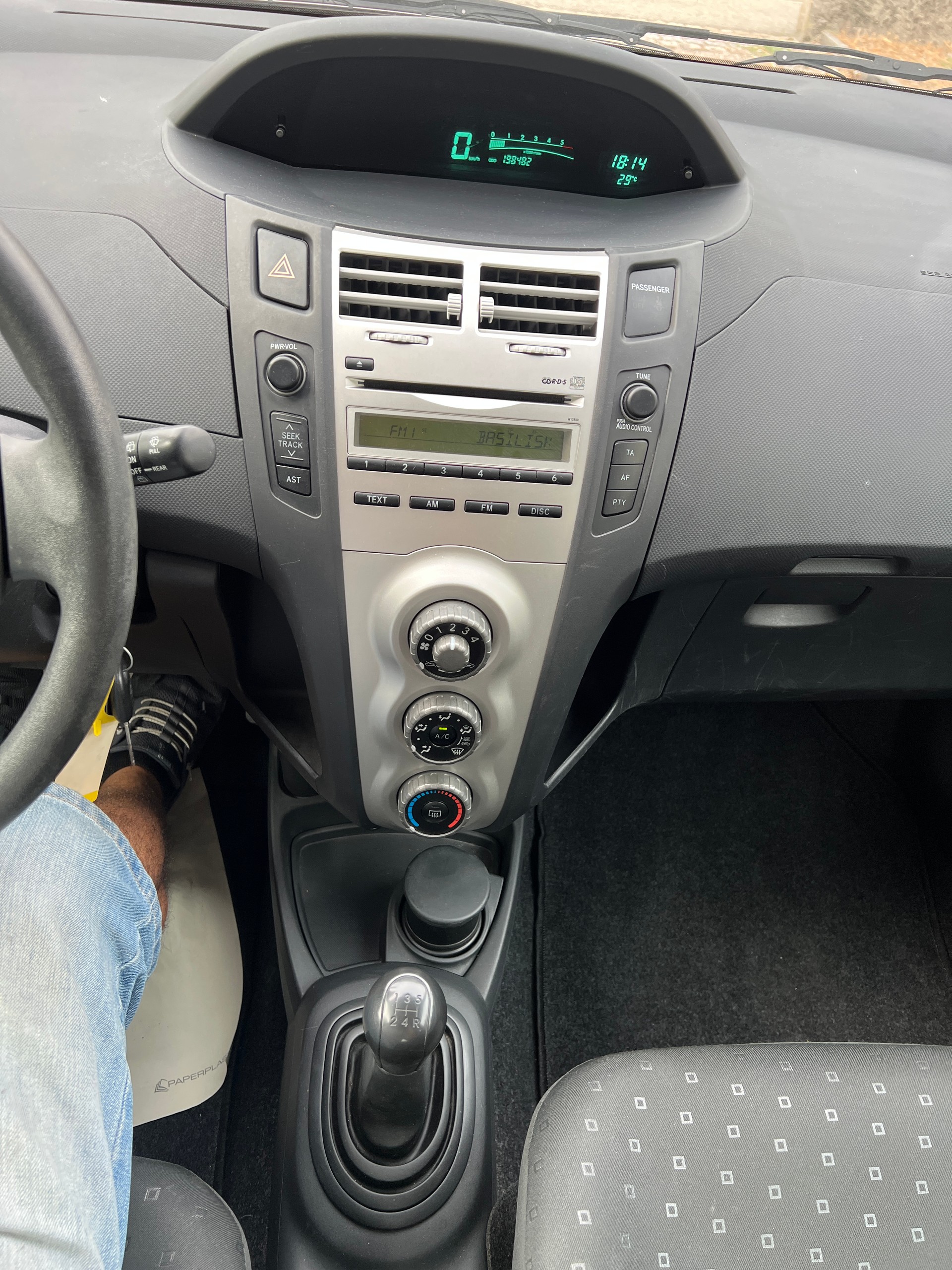 TOYOTA Yaris 1.4 D-4D City Multimode Frisch ab MFK-image-11