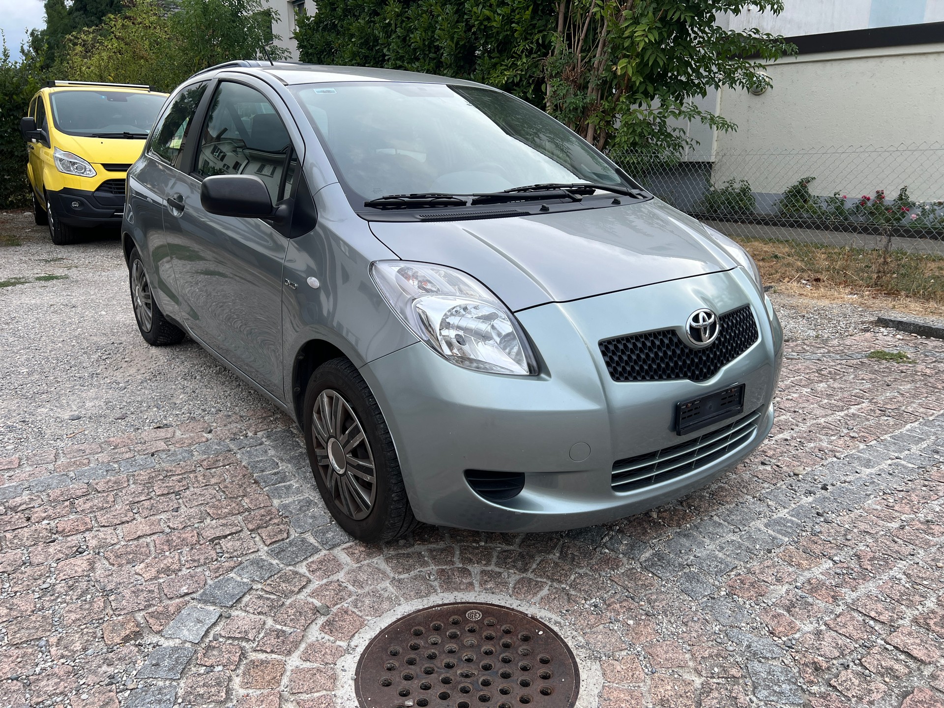 TOYOTA Yaris 1.4 D-4D City Multimode Frisch ab MFK-image-2