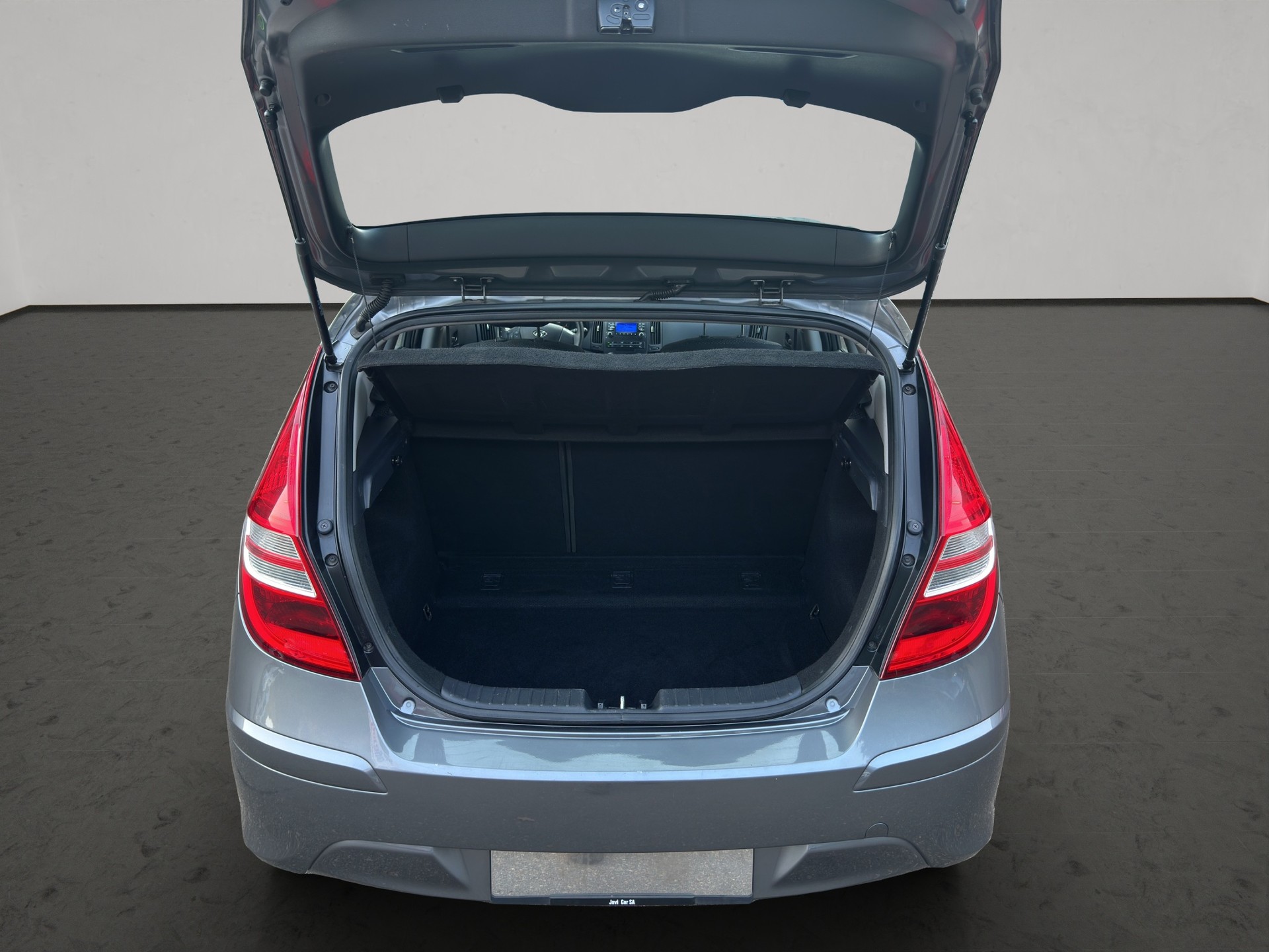 HYUNDAI i30 1.4 Comfort-image-15