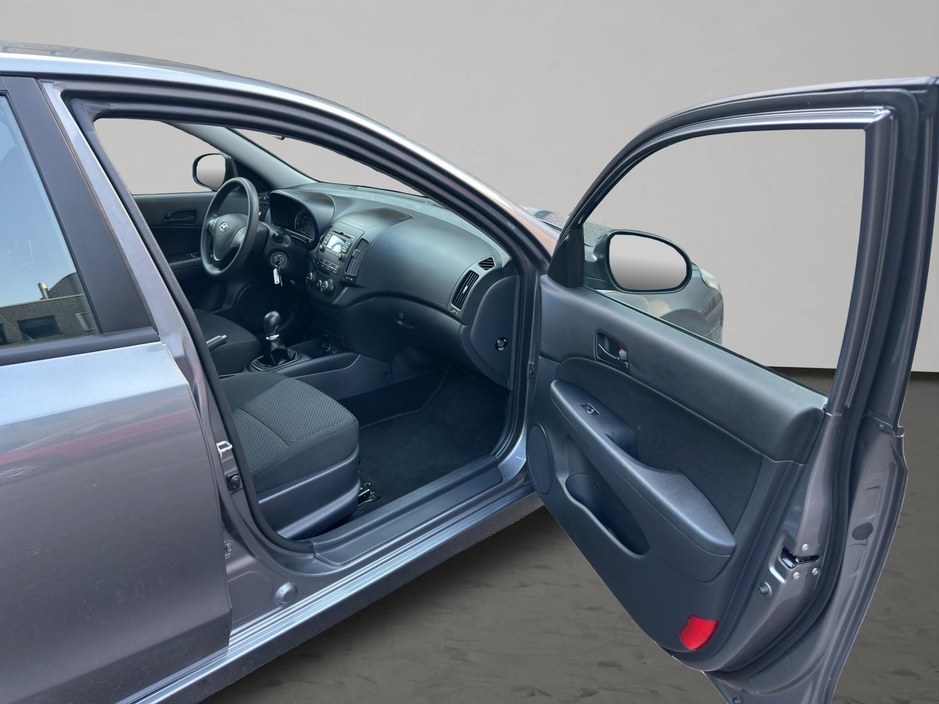 HYUNDAI i30 1.4 Comfort-image-13