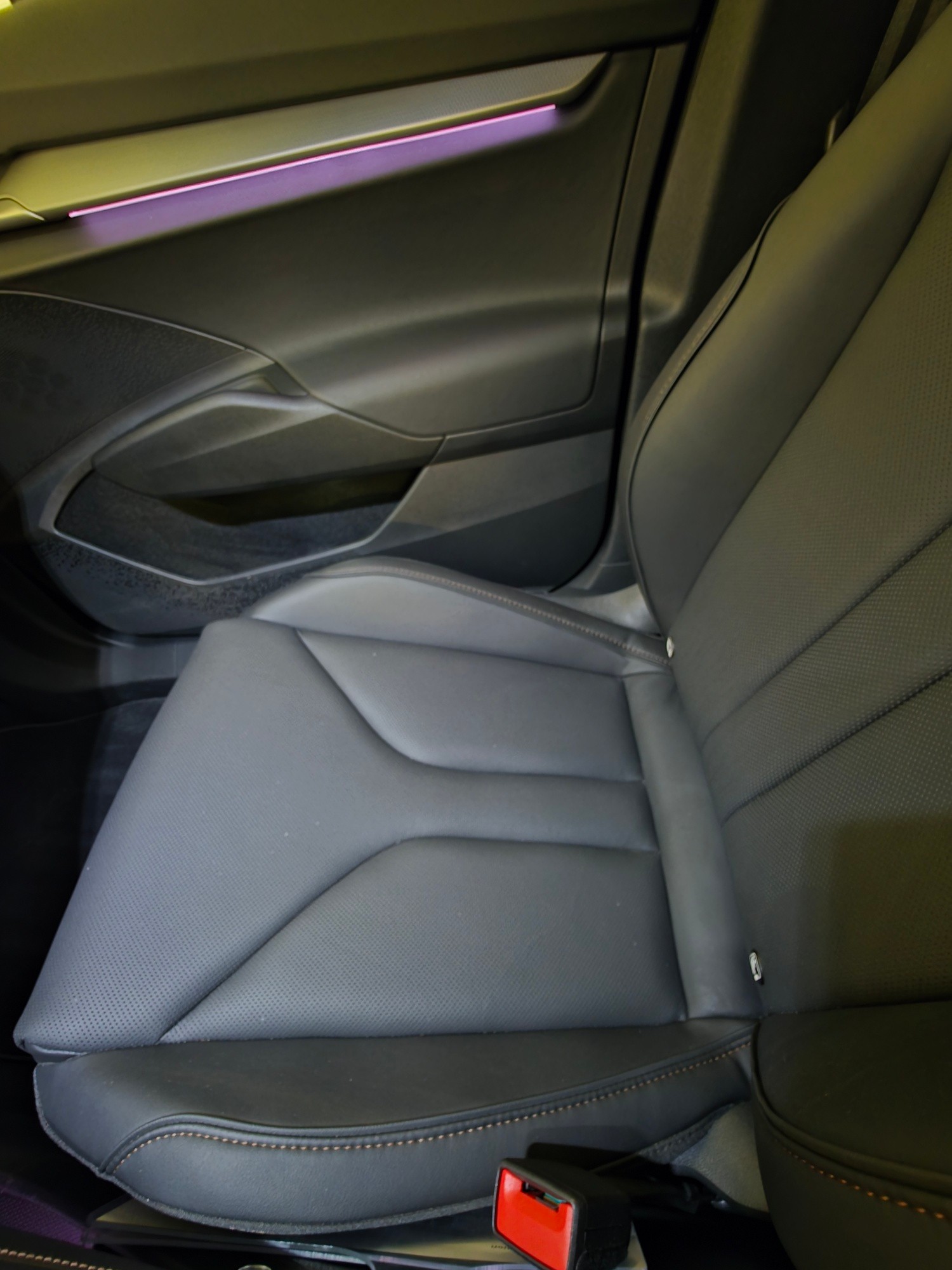 SKODA Elroq 85-image-16