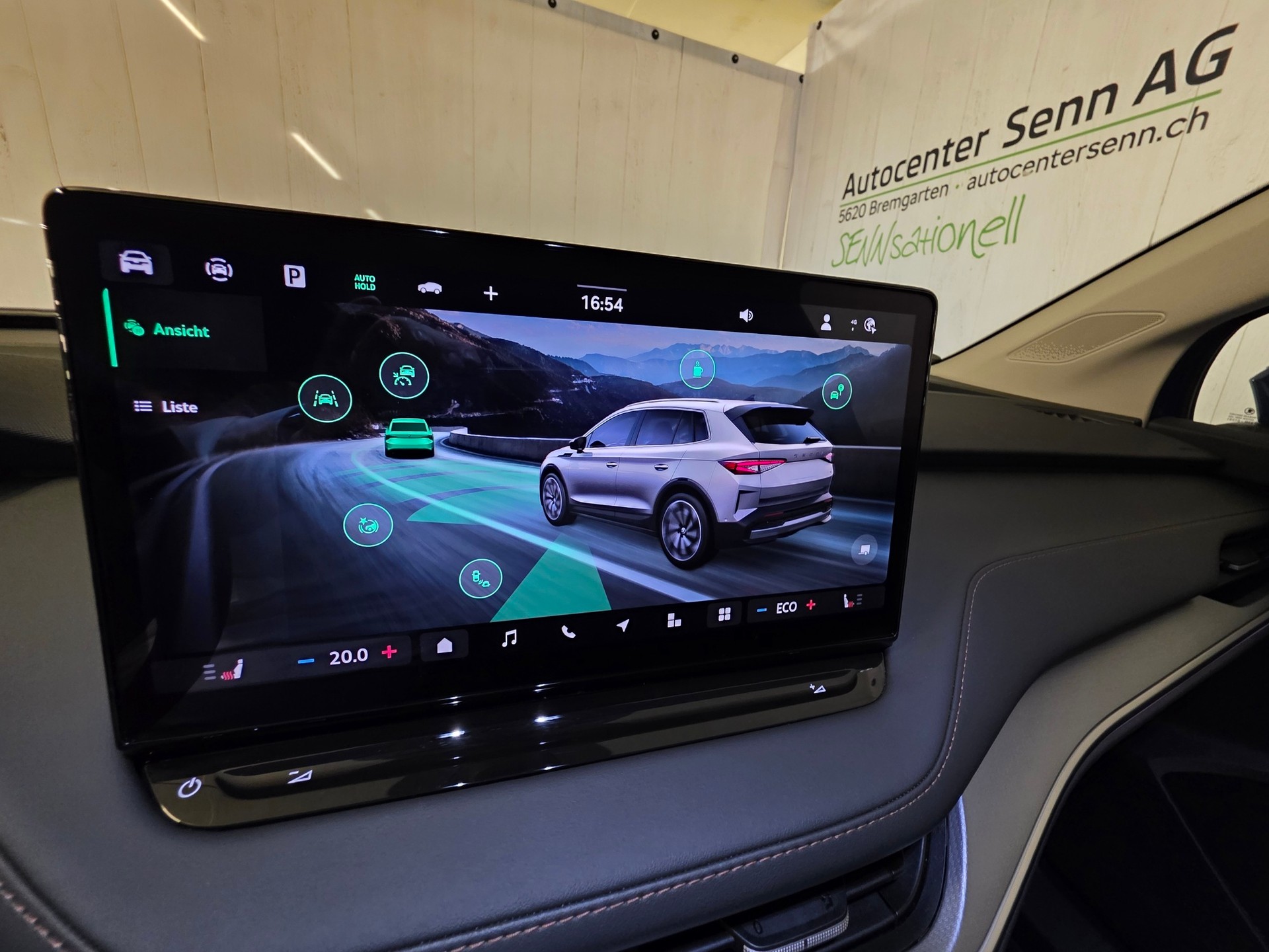 SKODA Elroq 85-image-11