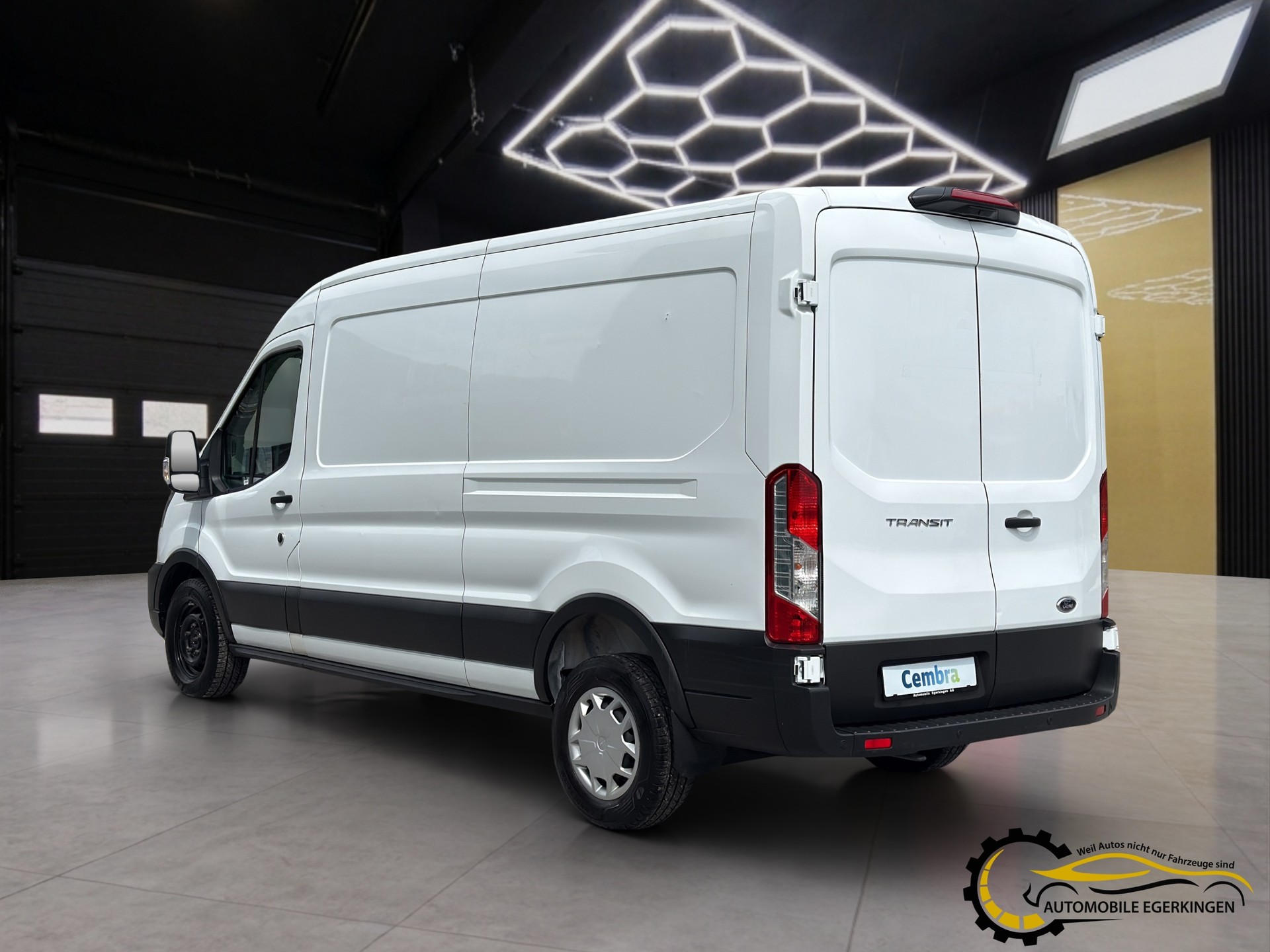 FORD Transit Van 350 L3 Trend 2.0 TDCi 130 FWD A-image-6