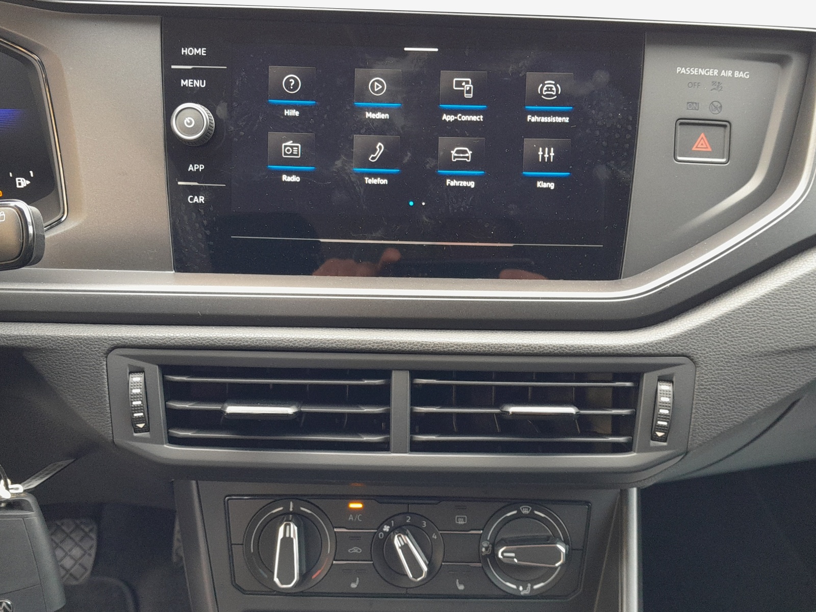 VW Polo 1.0 TSI Trend-image-10