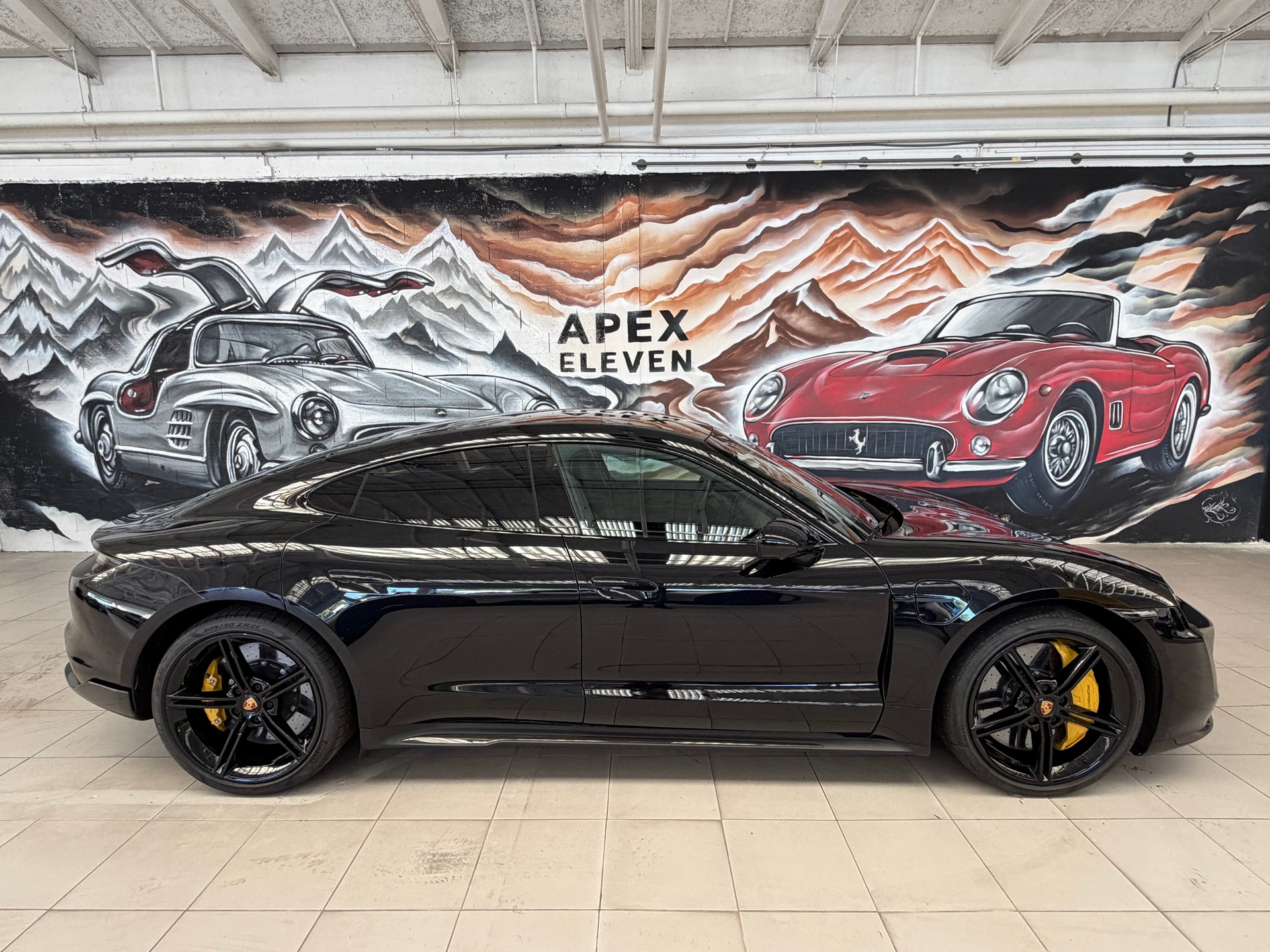 PORSCHE Taycan Turbo S-image-0
