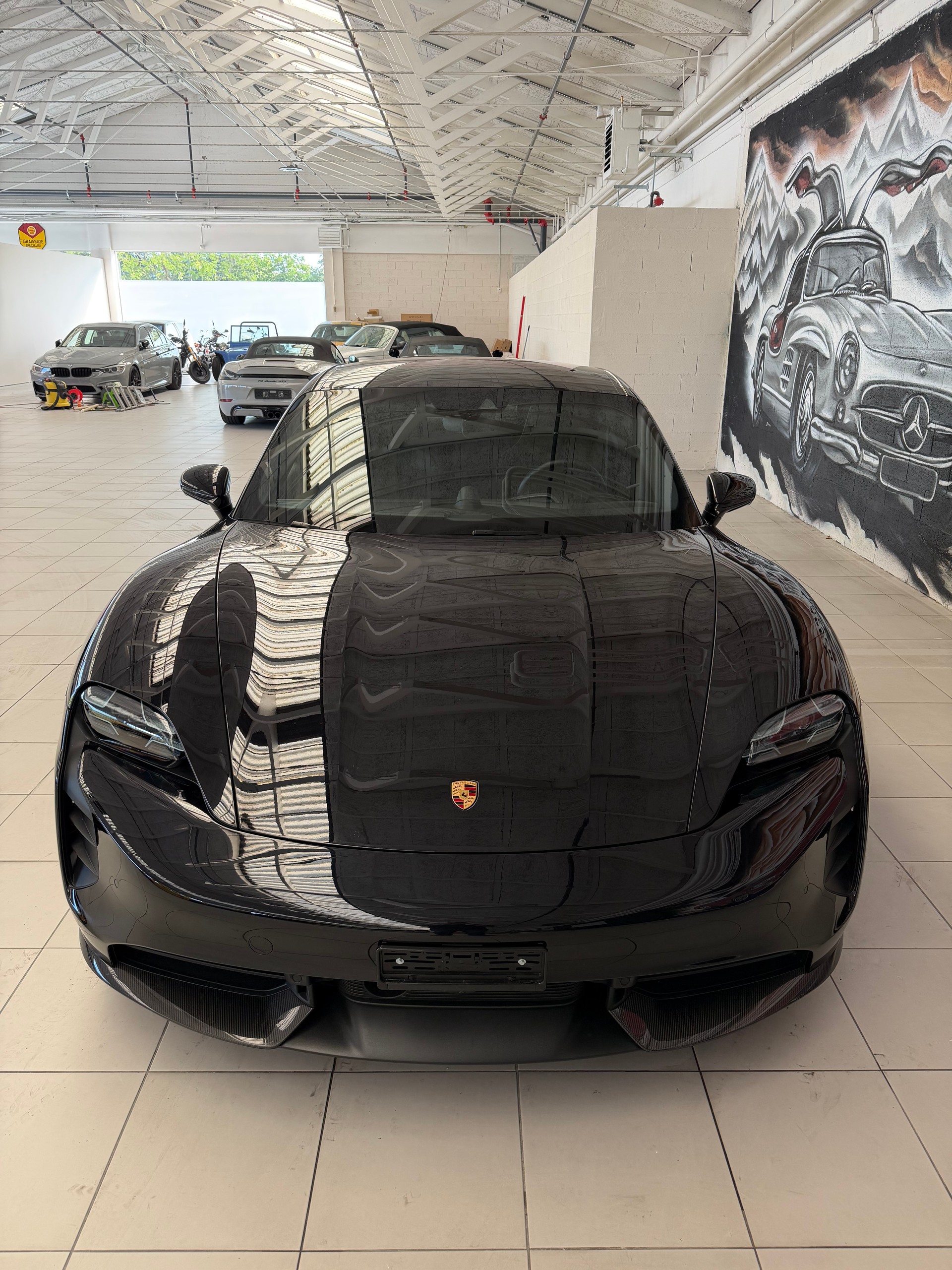 PORSCHE Taycan Turbo S-image-1