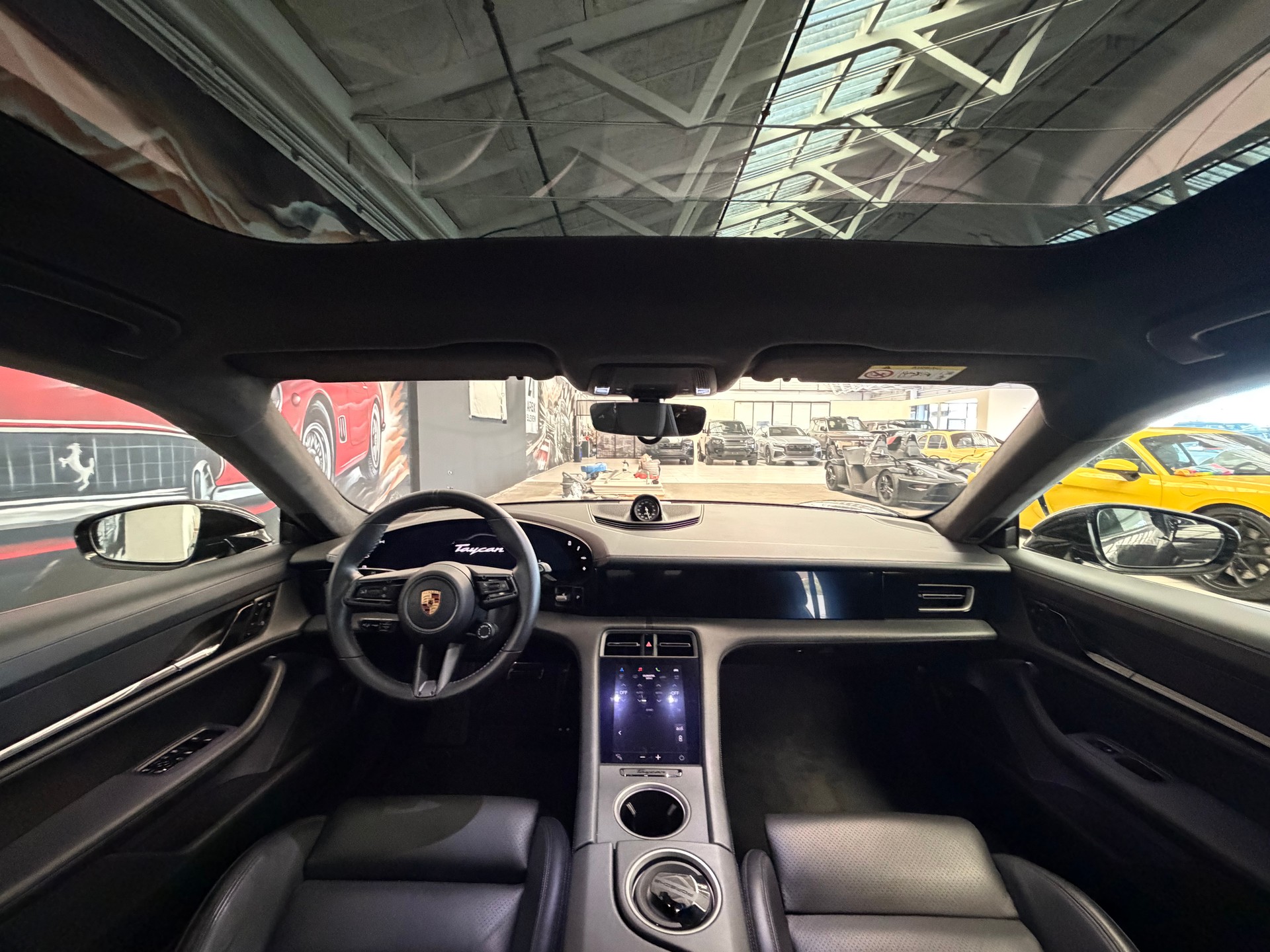 PORSCHE Taycan Turbo S-image-15