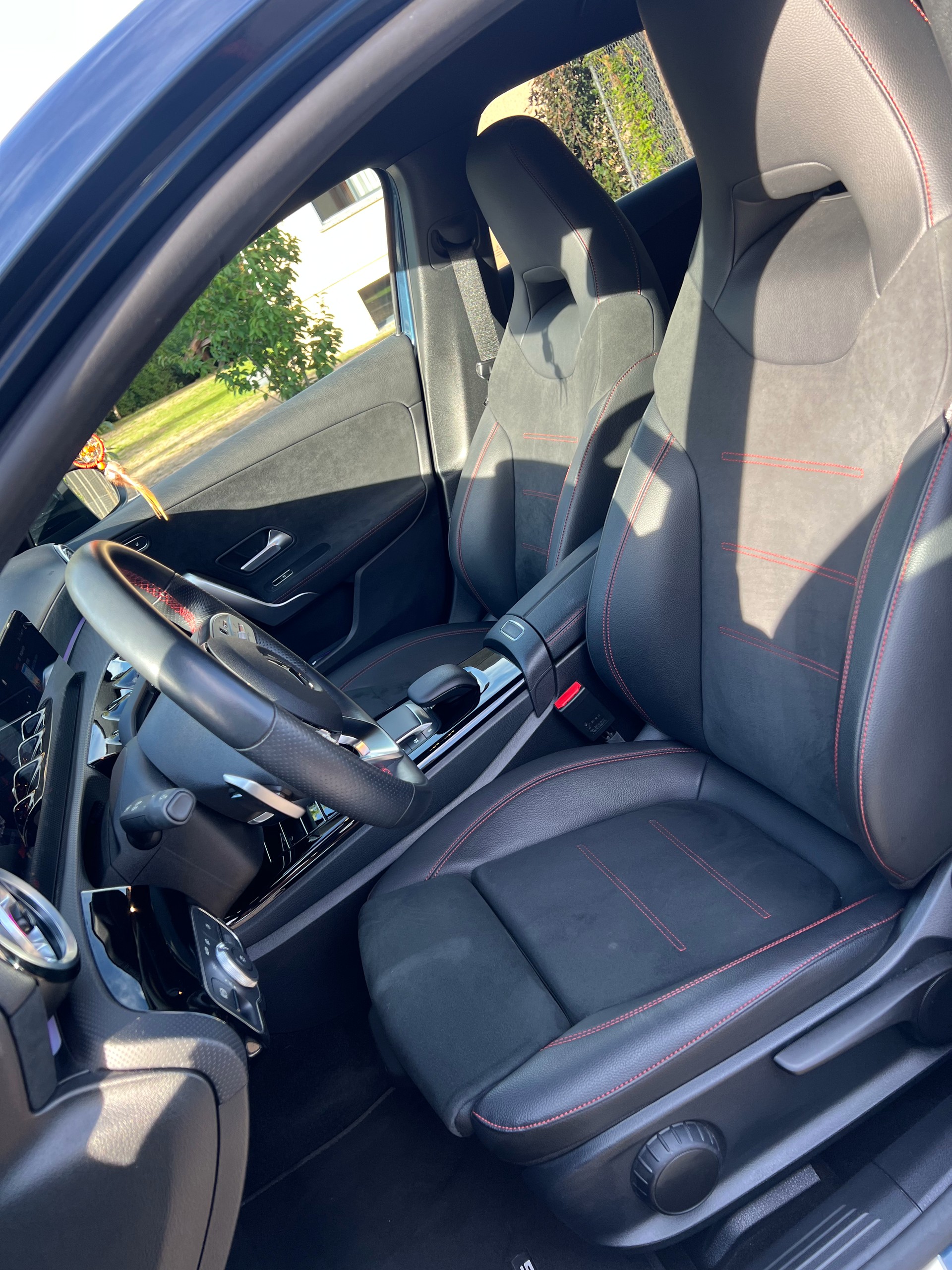 MERCEDES-BENZ A 180 Night Star-image-4