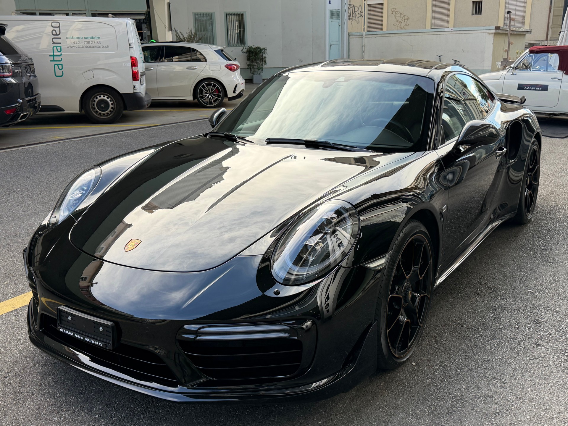 PORSCHE 911 Turbo S Exclusive PDK-image-1