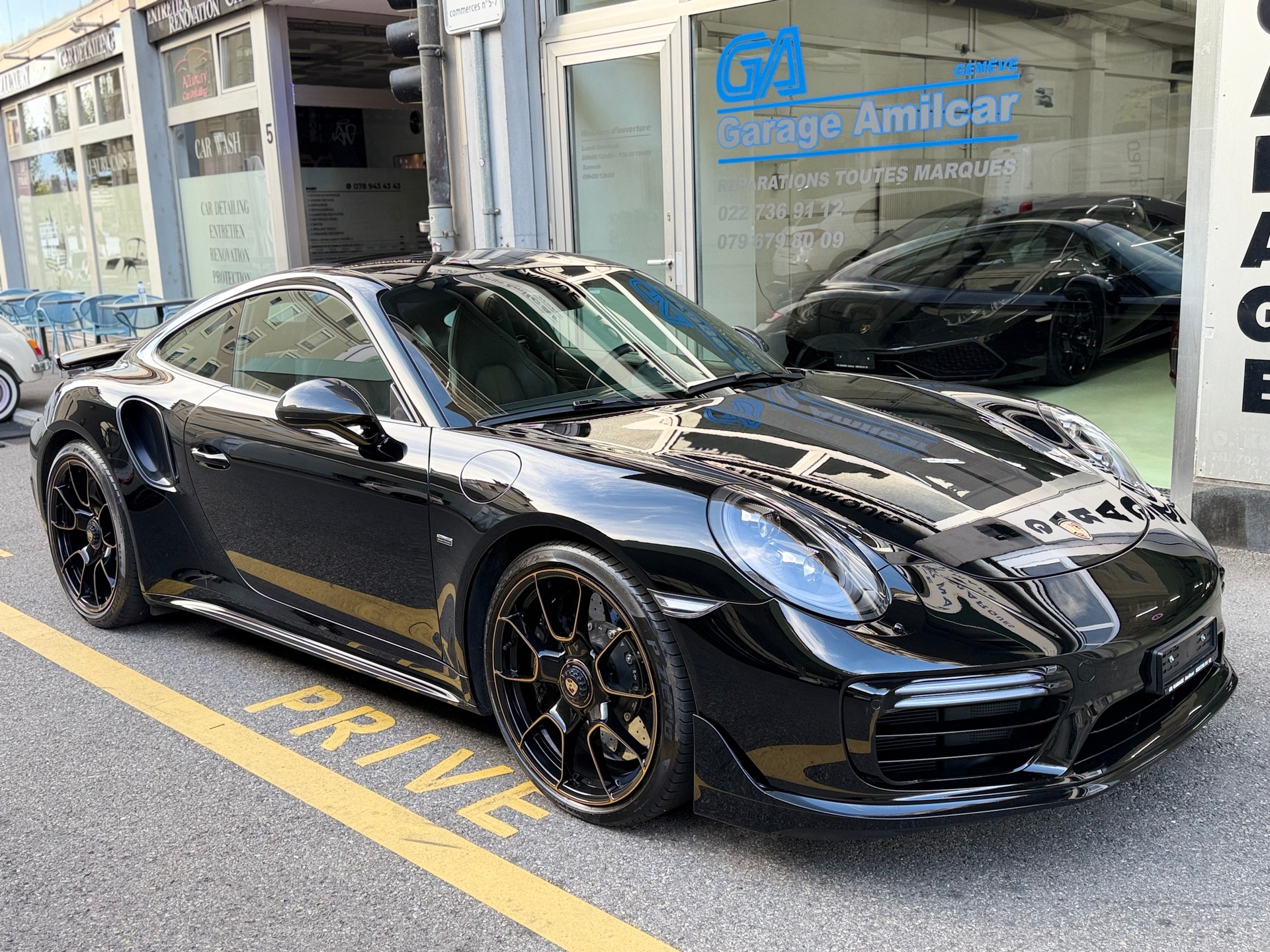 PORSCHE 911 Turbo S Exclusive PDK-image-0