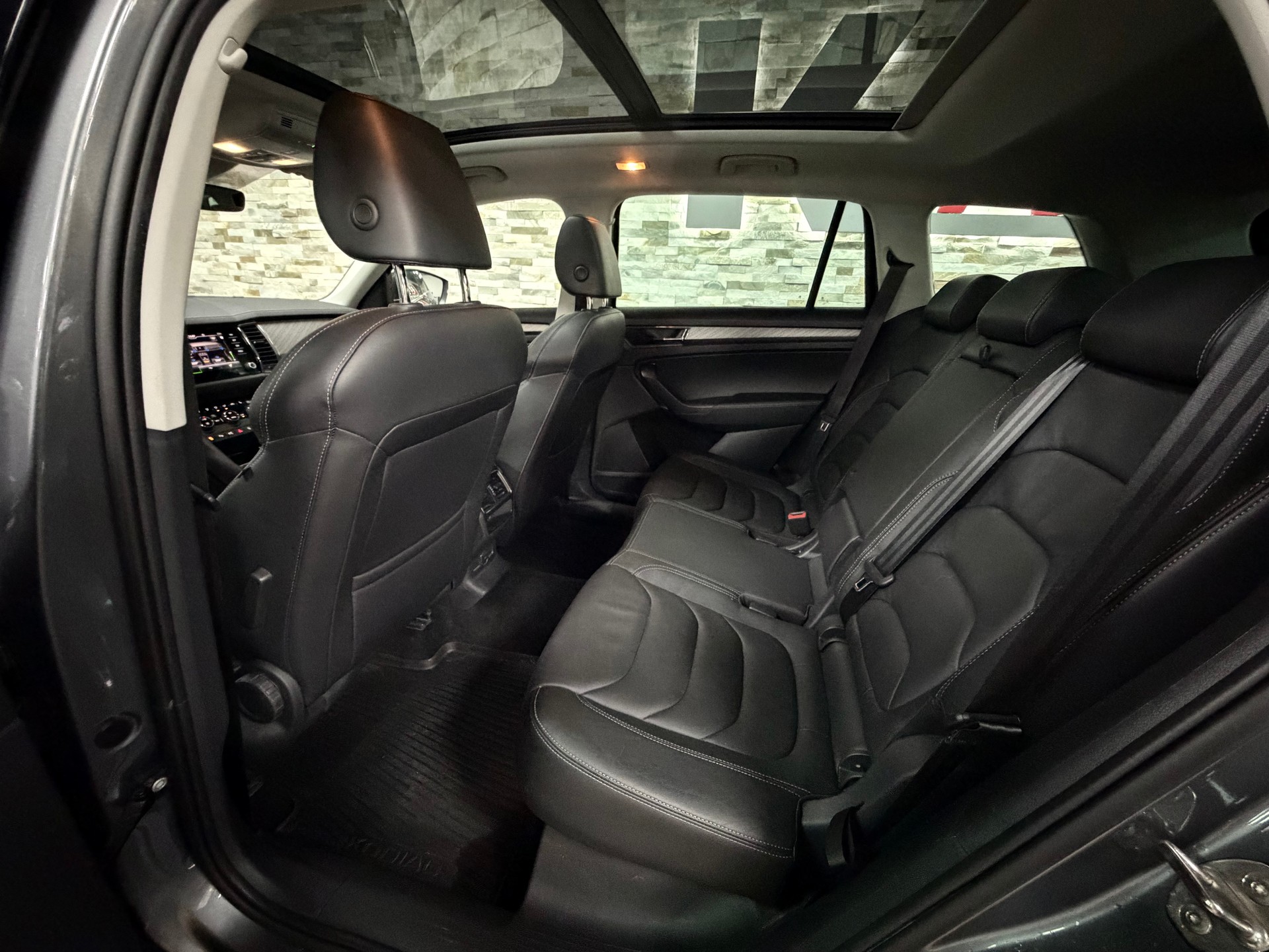SKODA Kodiaq 2.0 TDI CR Style 4x4 DSG-image-21