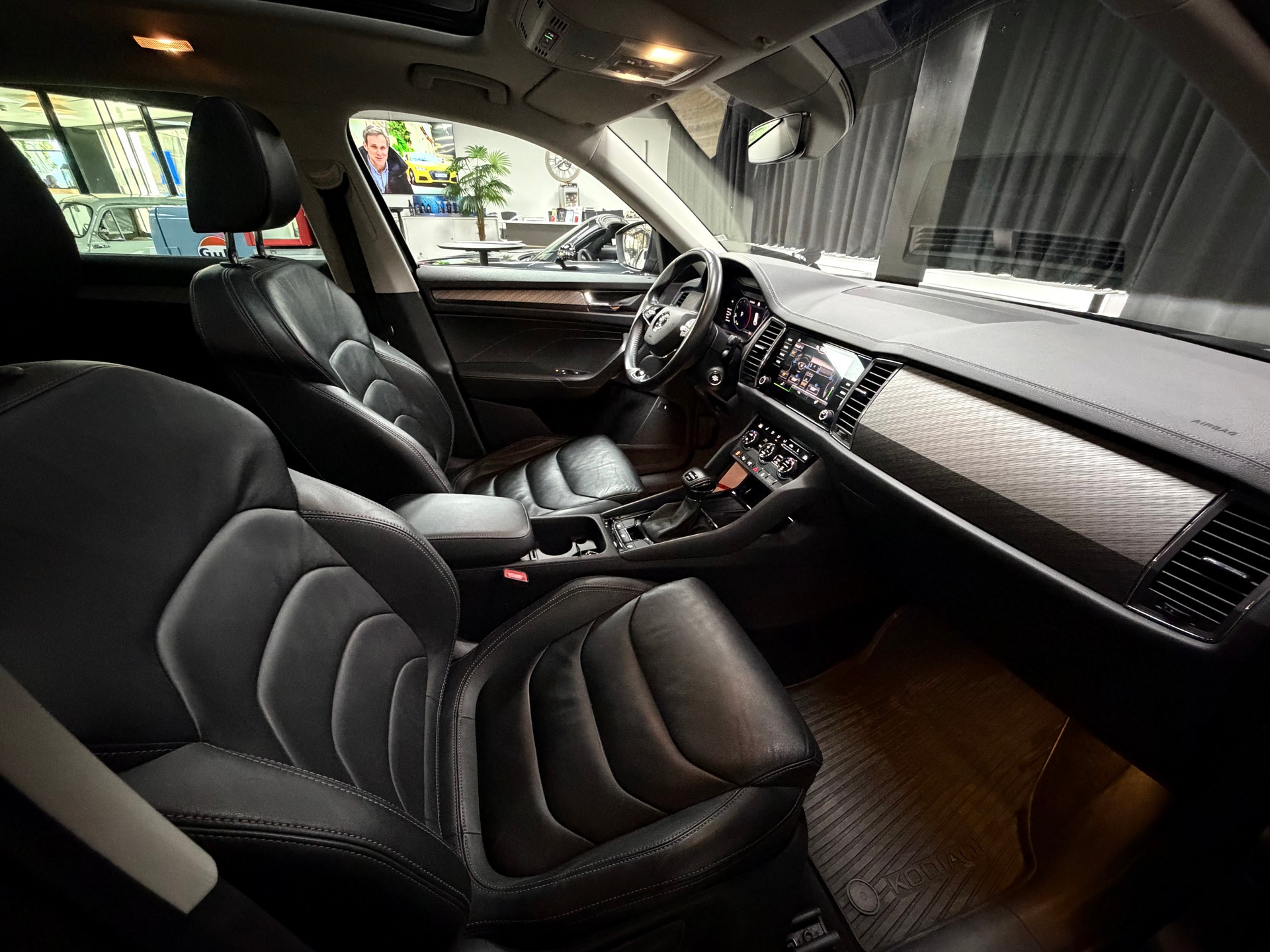 SKODA Kodiaq 2.0 TDI CR Style 4x4 DSG-image-27