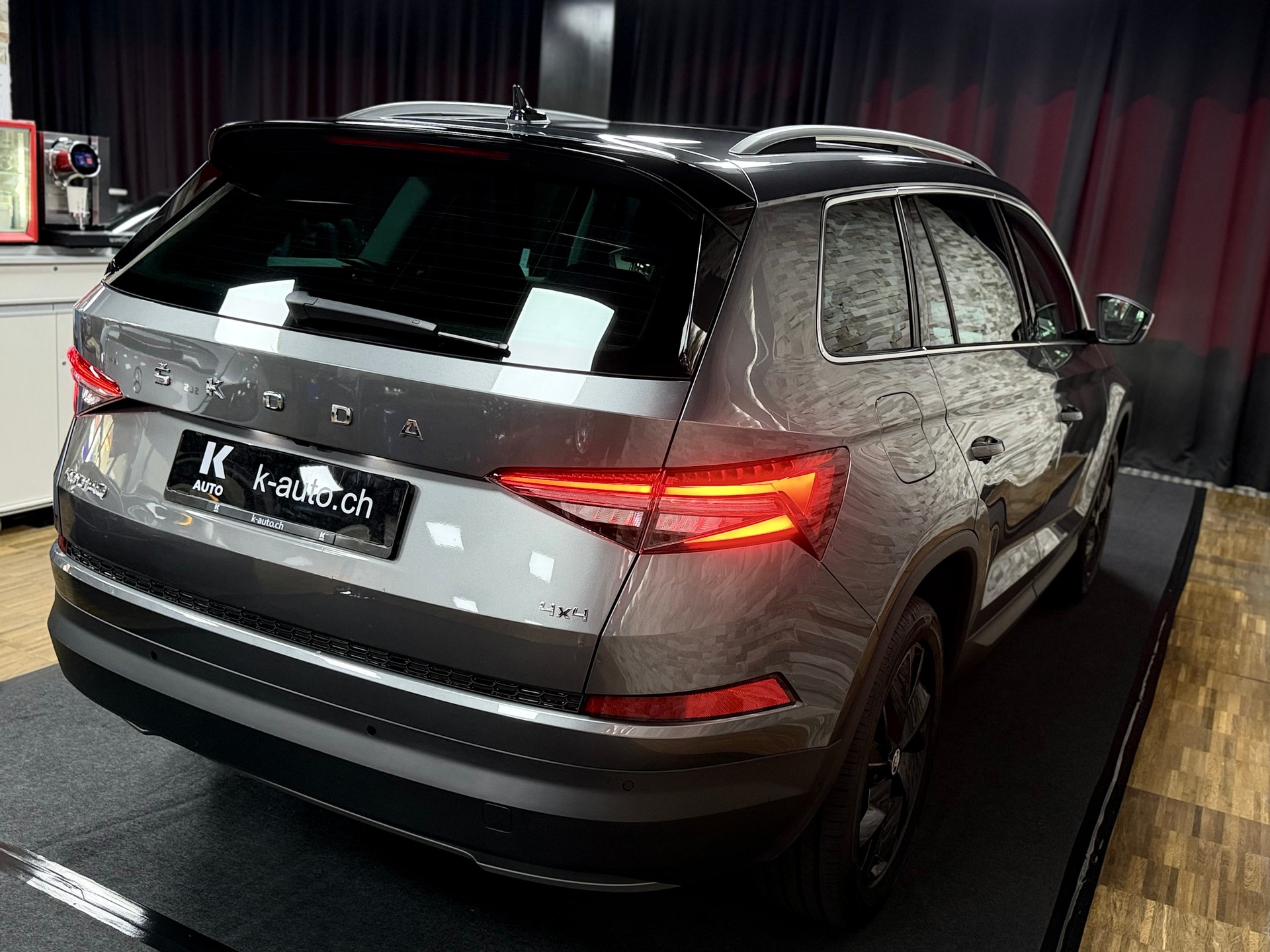 SKODA Kodiaq 2.0 TDI CR Style 4x4 DSG-image-4