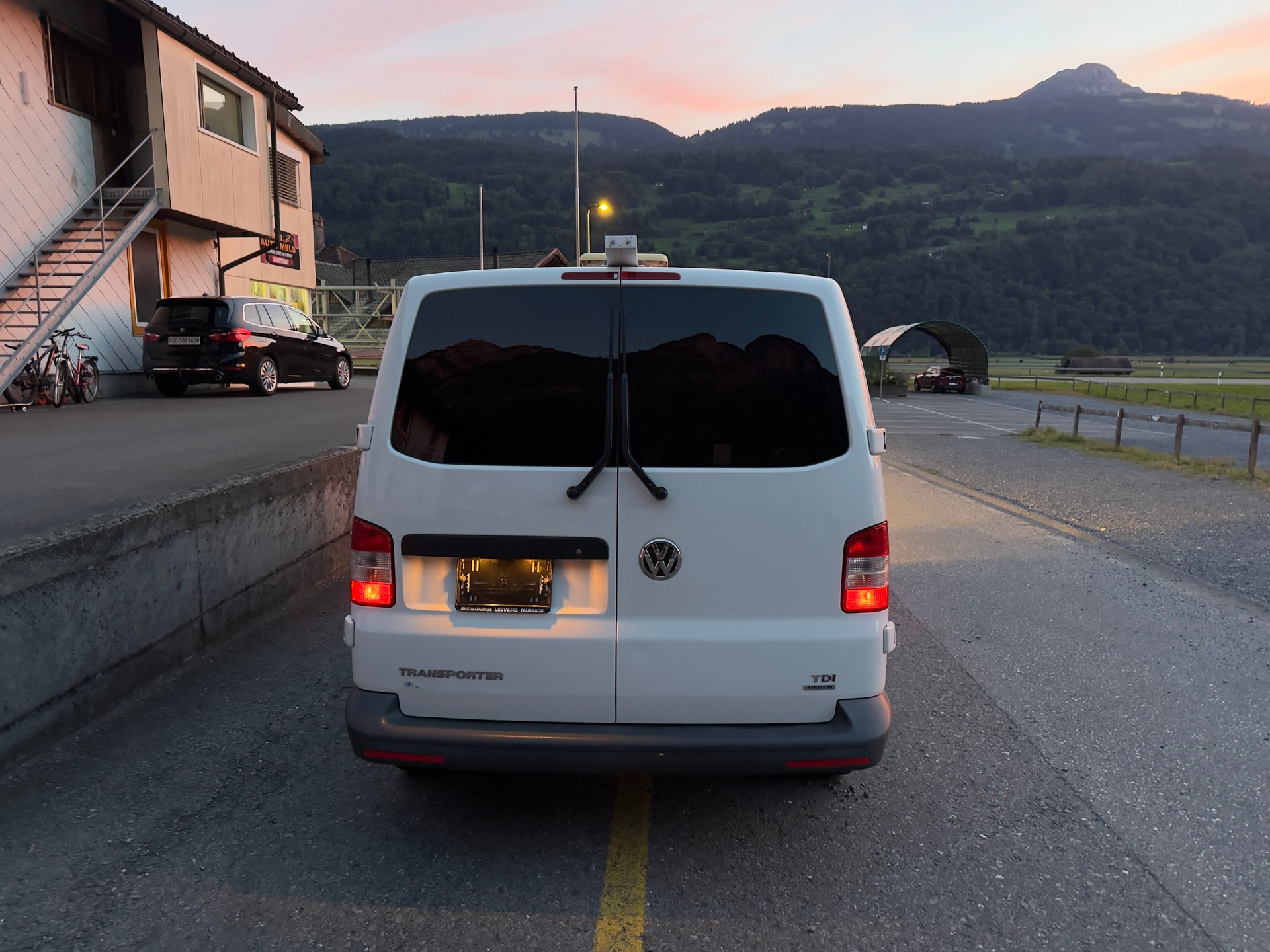 VW T5 2.0 Bi-TDI BMT 4Motion DSG-image-3