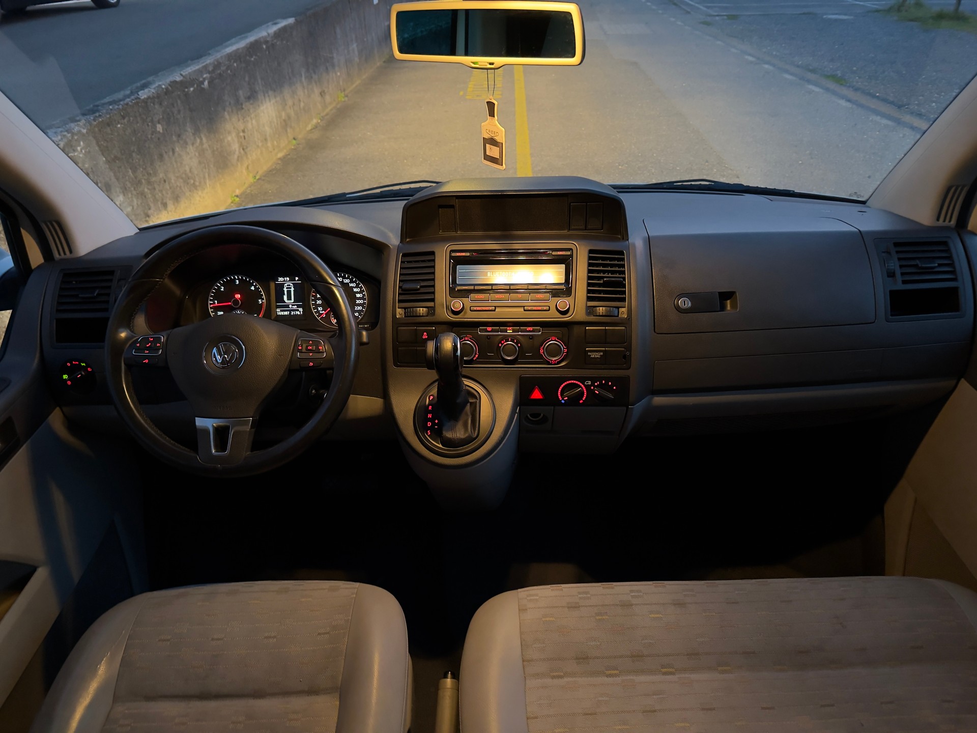 VW T5 2.0 Bi-TDI BMT 4Motion DSG-image-9