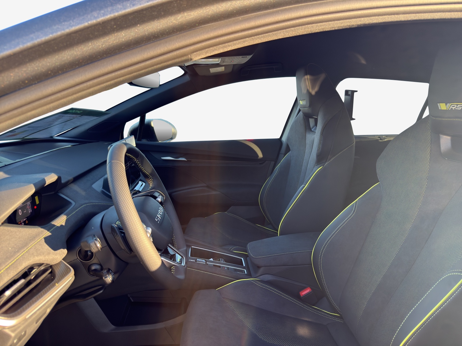 SKODA Elroq RS 4x4-image-7