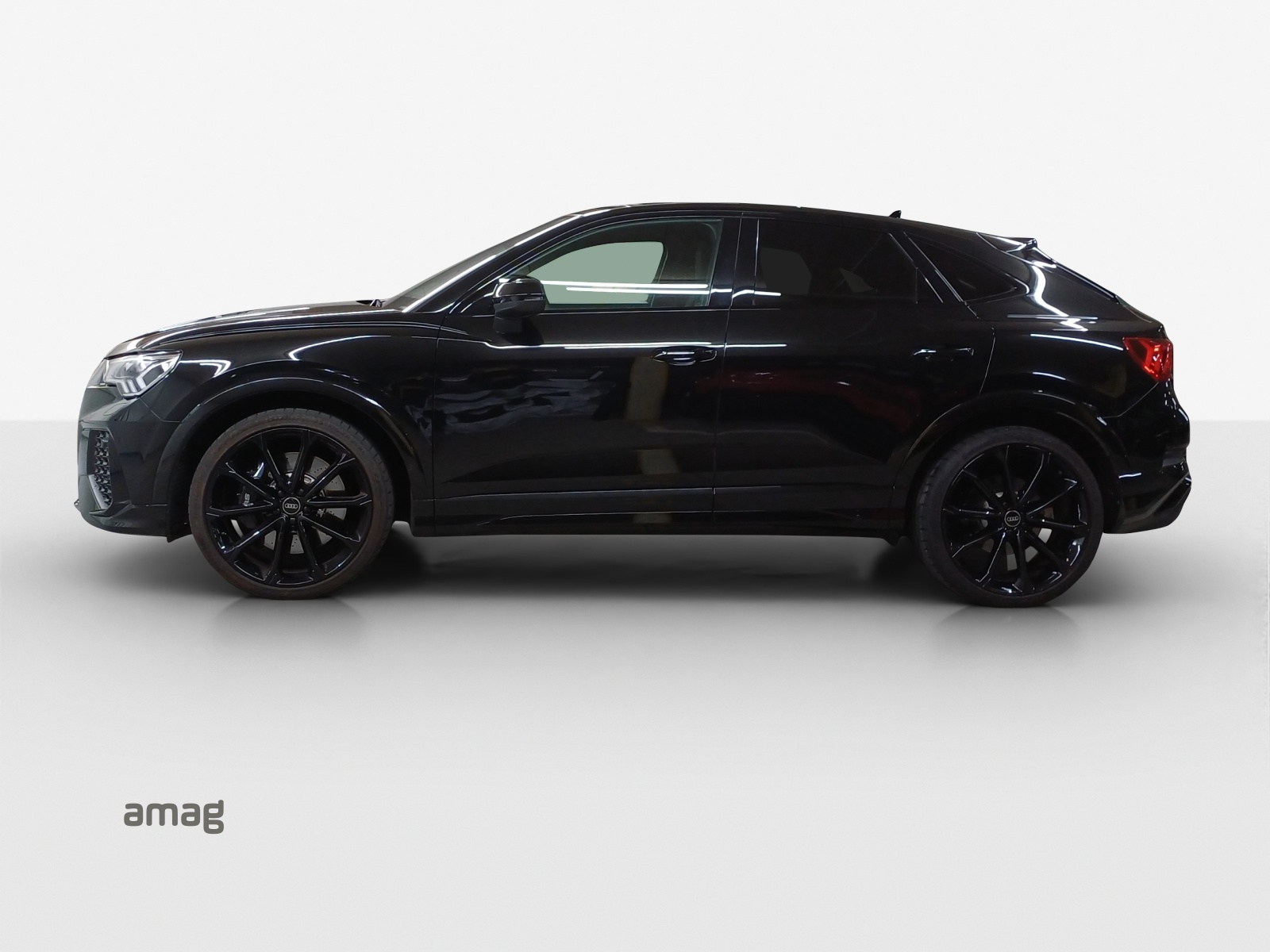 AUDI RS Q3 Sportback quattro S tronic-image-1