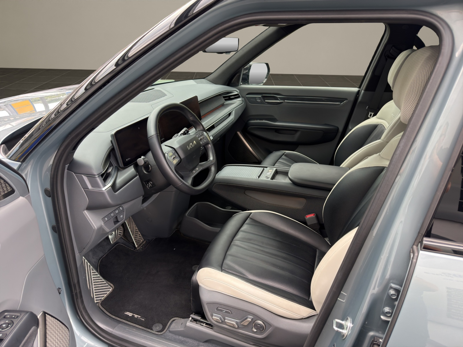 KIA EV9 99.8 kWh GT-Line 4x4-image-8