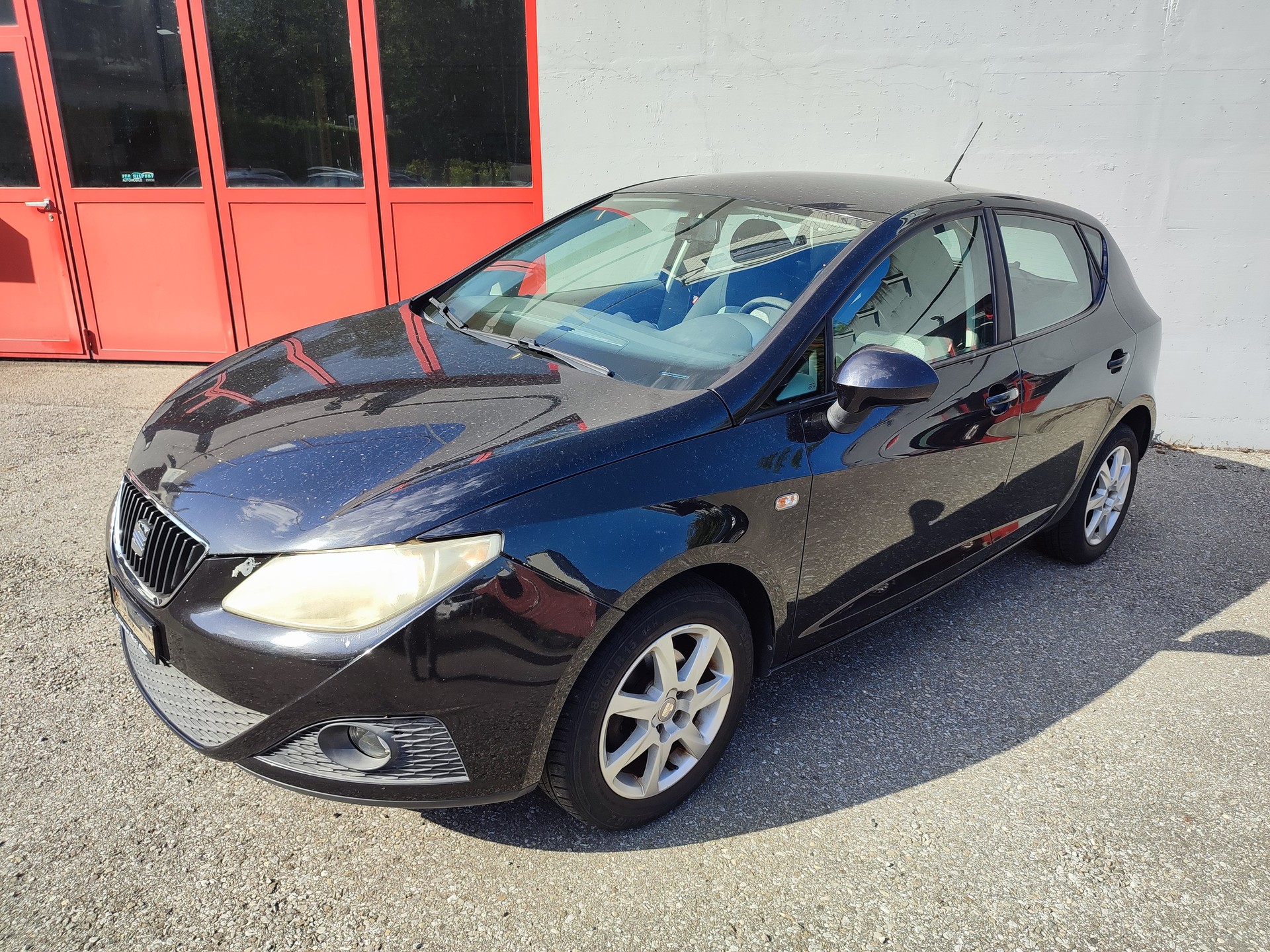 SEAT Ibiza 1.6 Style-image-0
