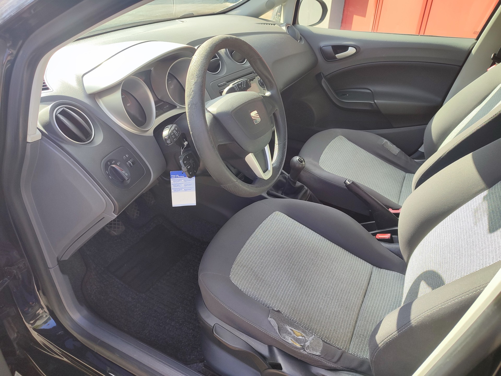 SEAT Ibiza 1.6 Style-image-6