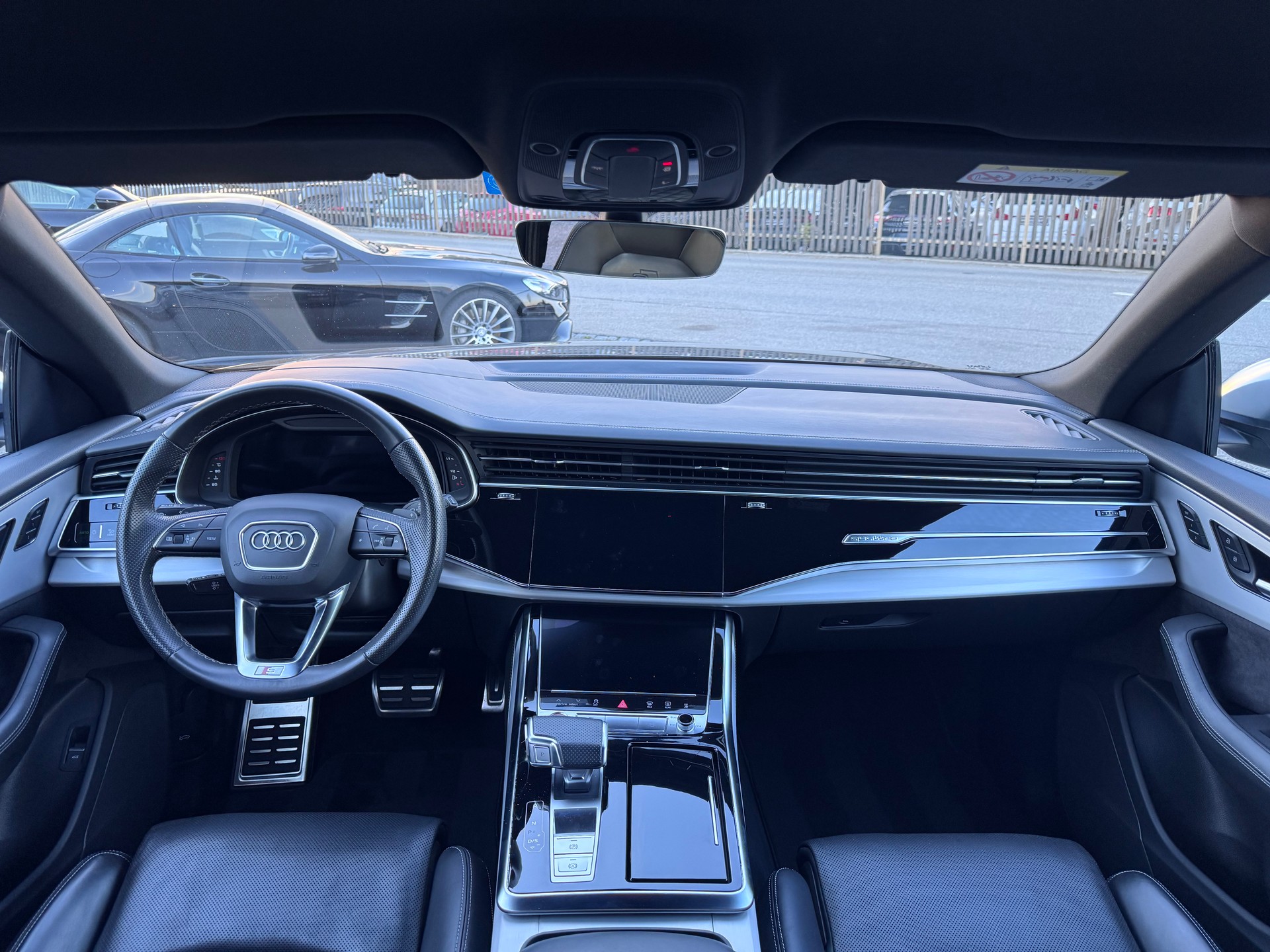 AUDI SQ8 TFSI quattro tiptronic-image-12