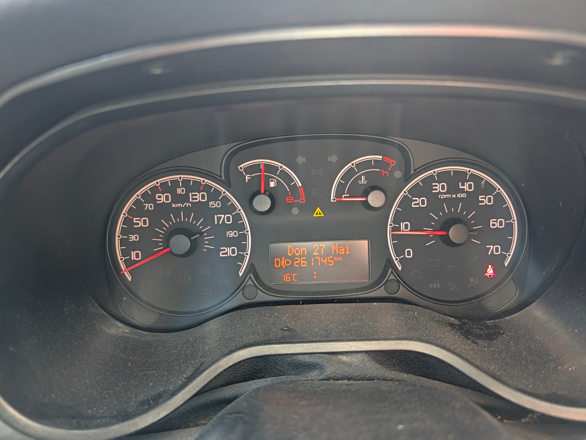 FIAT Doblò 1.6 JTD Emotion-image-11
