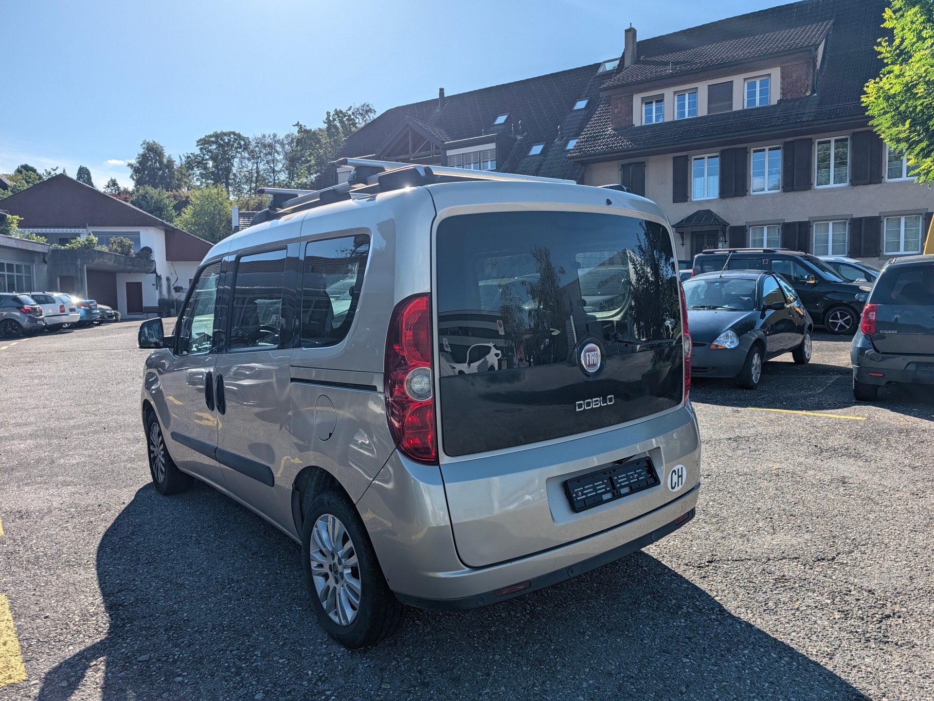 FIAT Doblò 1.6 JTD Emotion-image-7