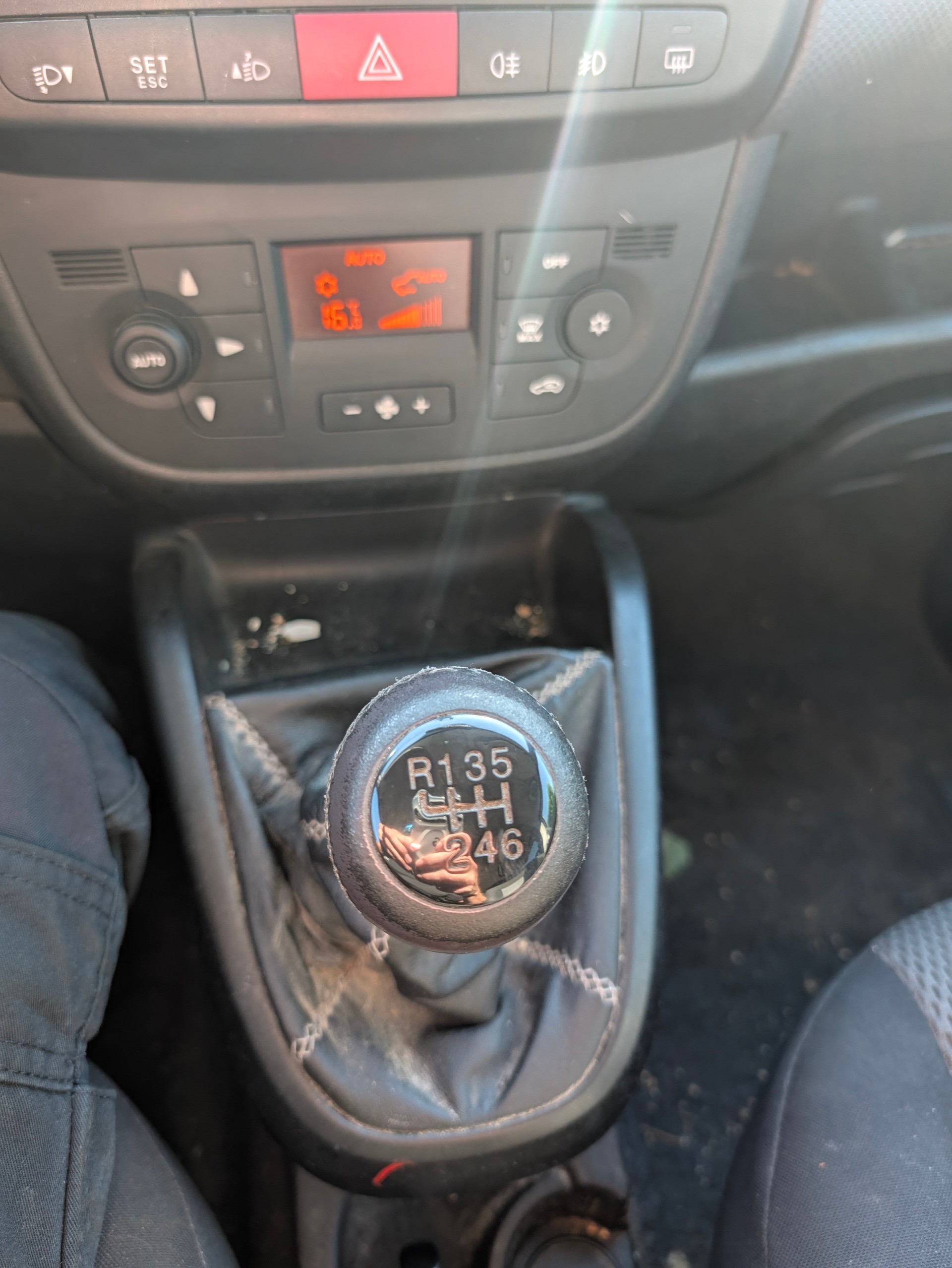 FIAT Doblò 1.6 JTD Emotion-image-13