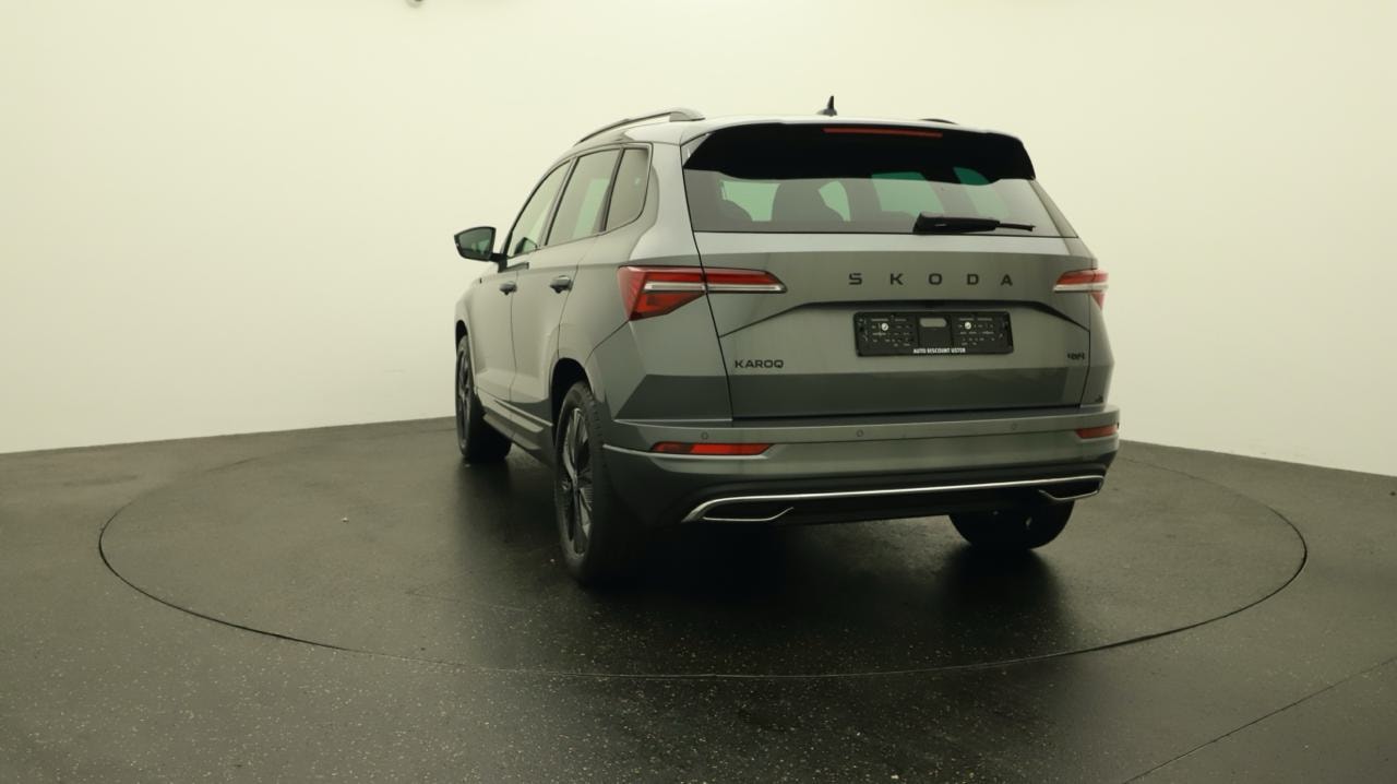 SKODA Karoq 2.0 TSI SportLine 4x4 DSG-image-3