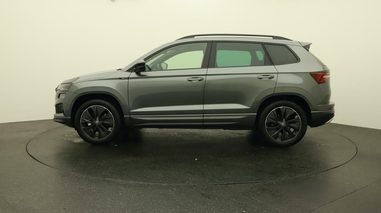 SKODA Karoq 2.0 TSI SportLine 4x4 DSG-image-1