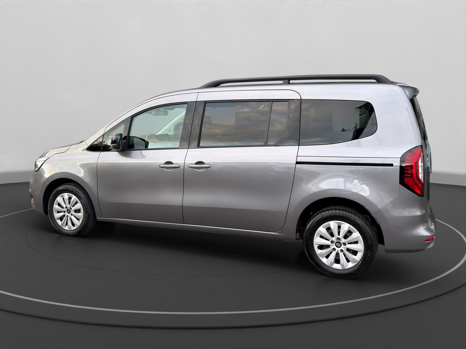 RENAULT Grand Kangoo Kombi 1.3 TCe 130 techno-image-1