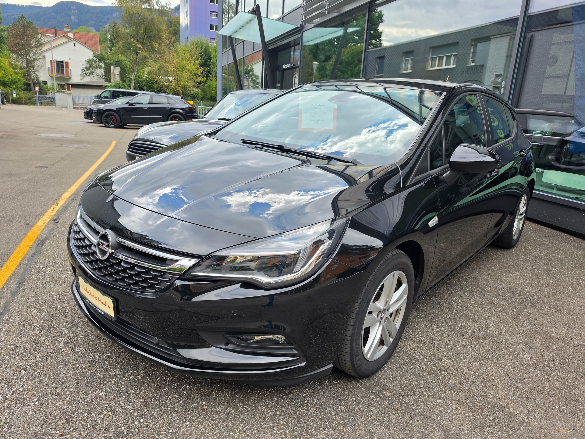OPEL Astra 1.4i Turbo Enjoy-image-1