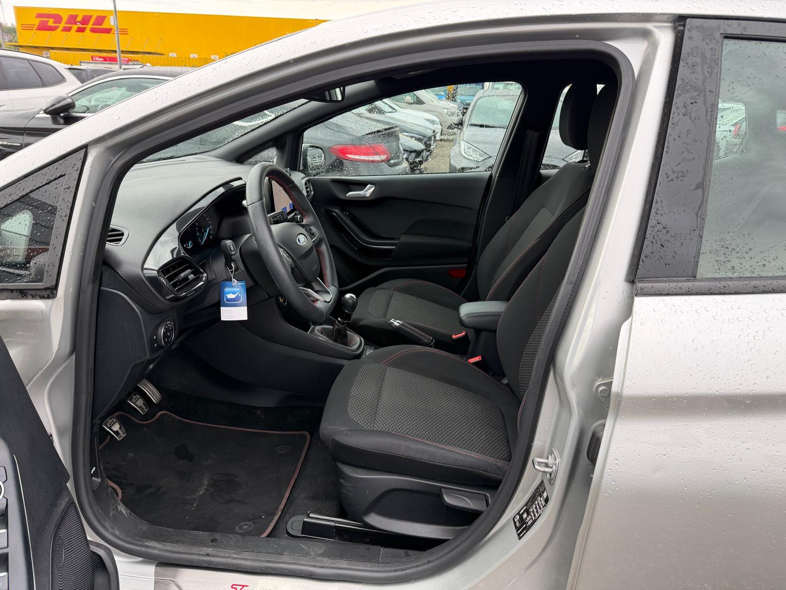 FORD Fiesta 1.0 SCTi MHEV ST-Line-image-6