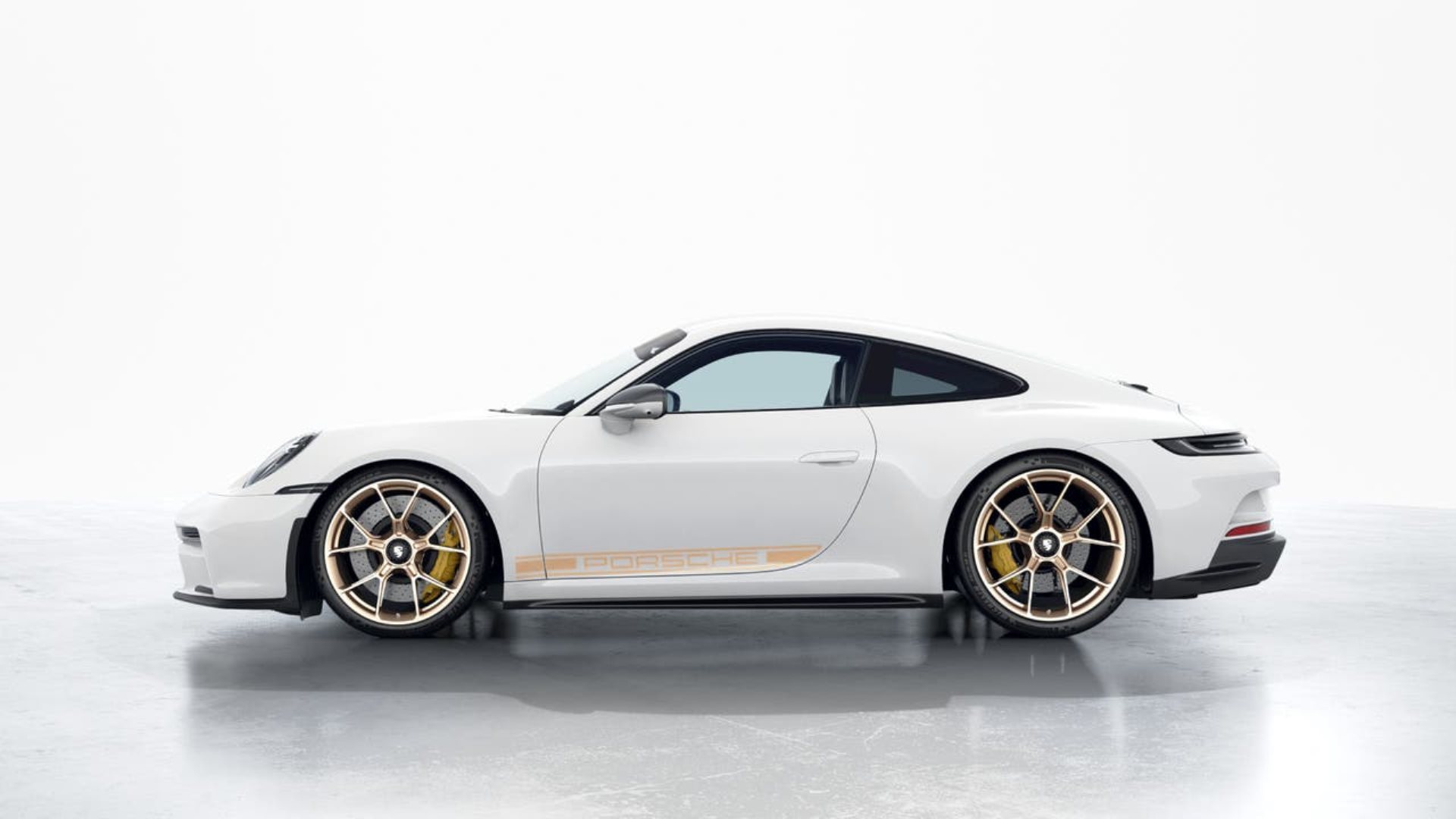 PORSCHE 911 GT3 mit Touring-Paket-image-1