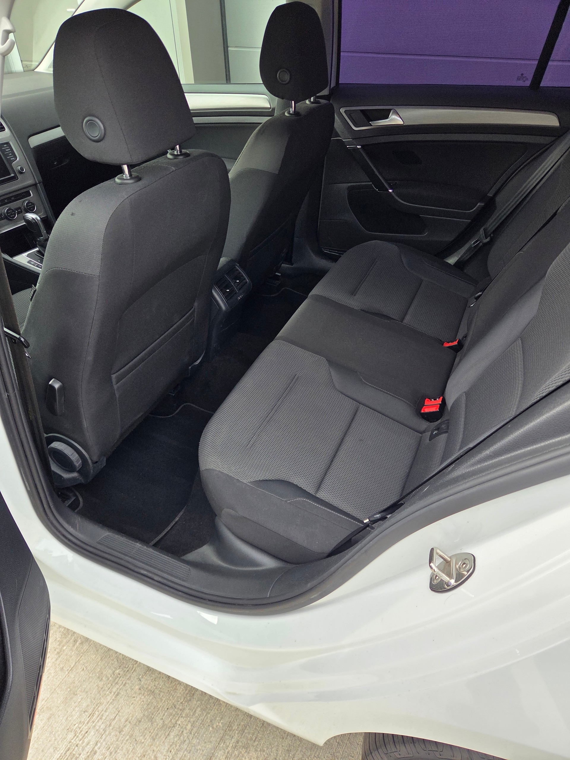 VW Golf Variant 1.6 TDI Comfortline DSG-image-5