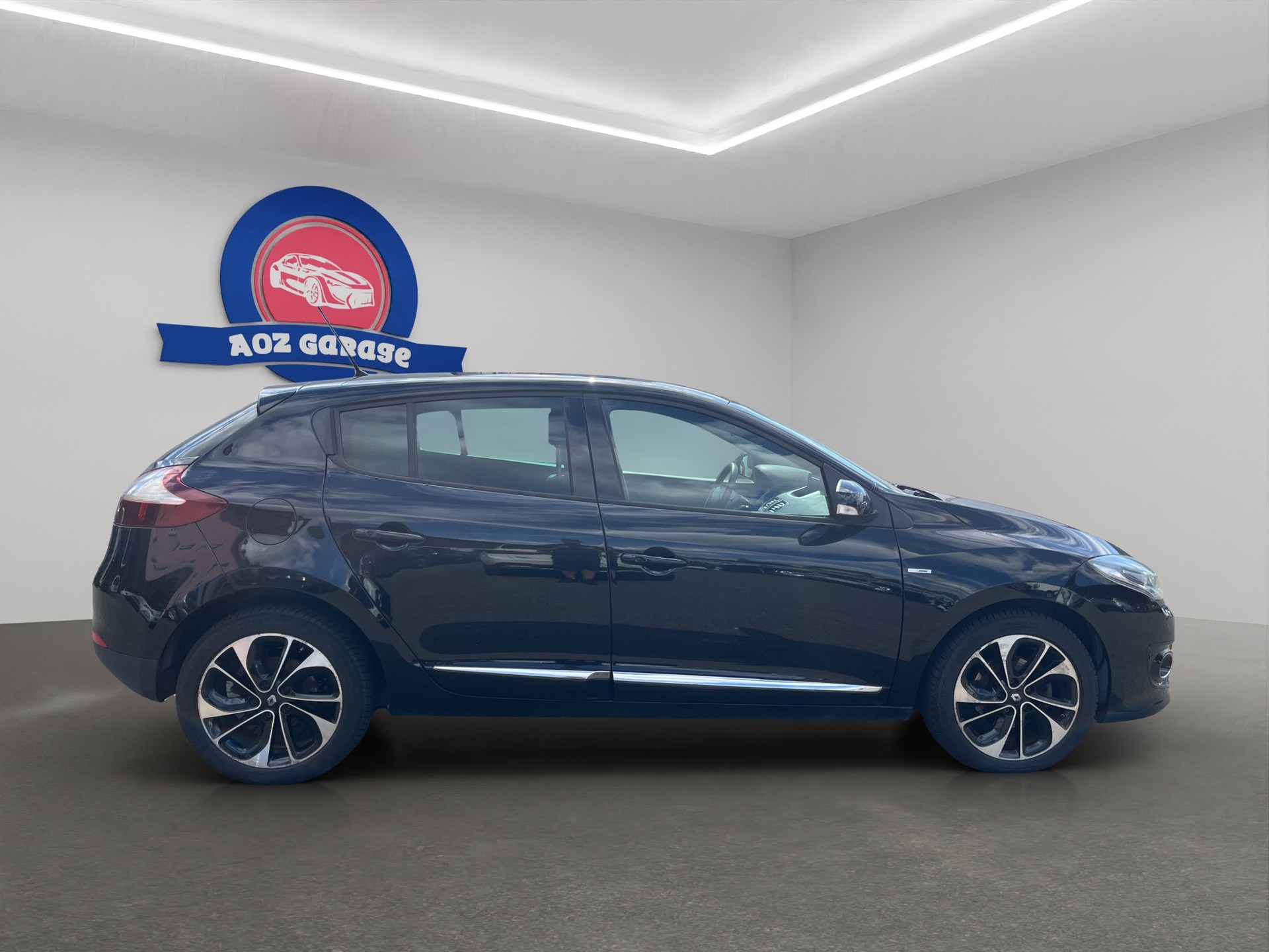 RENAULT Mégane 1.2 16V Turbo Bose EDC-image-13