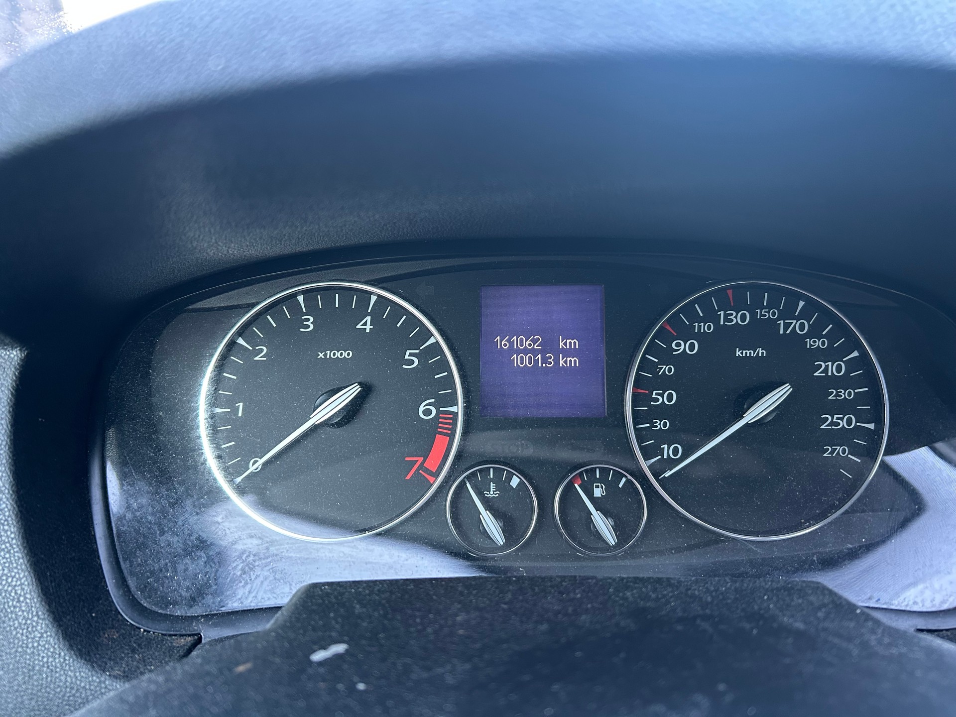 RENAULT Laguna Grandtour 2.0 16V T Expression Automatic-image-5