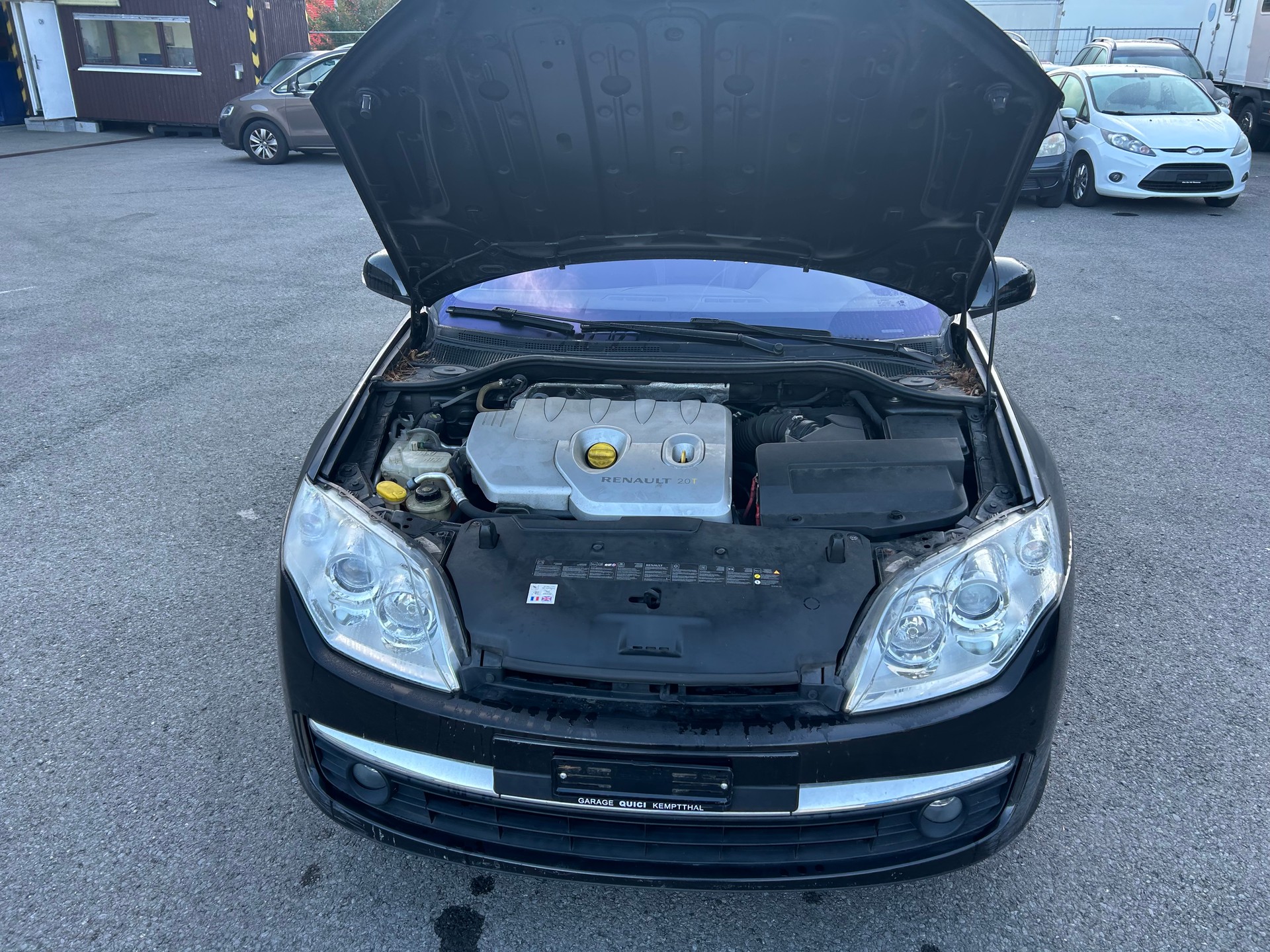 RENAULT Laguna Grandtour 2.0 16V T Expression Automatic-image-4