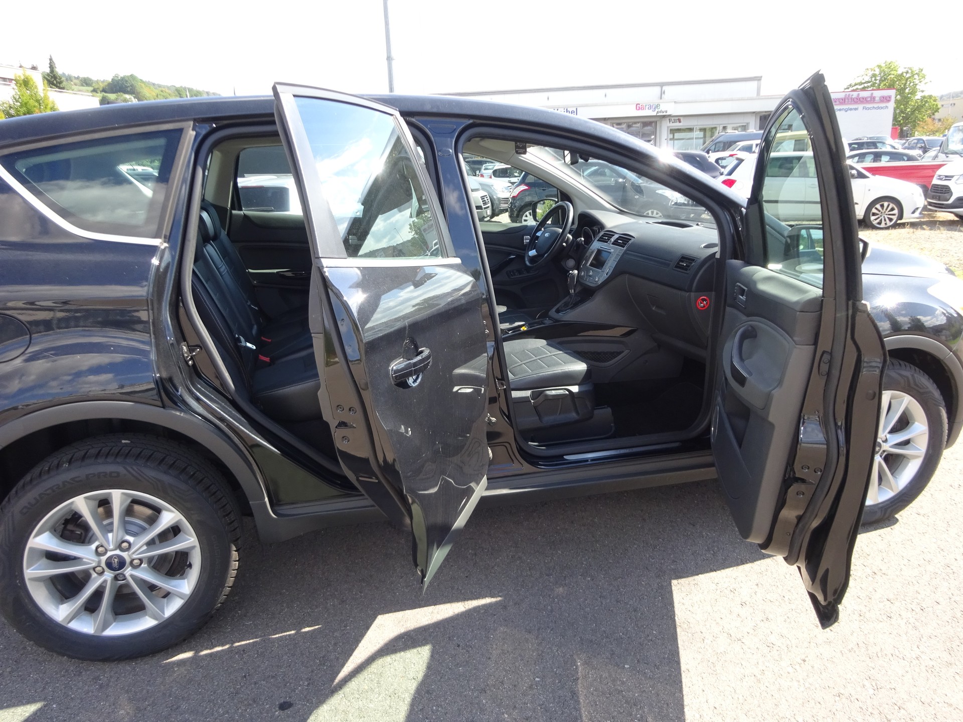 FORD Kuga 2.0 TDCi Titanium 4WD PowerShift-image-4