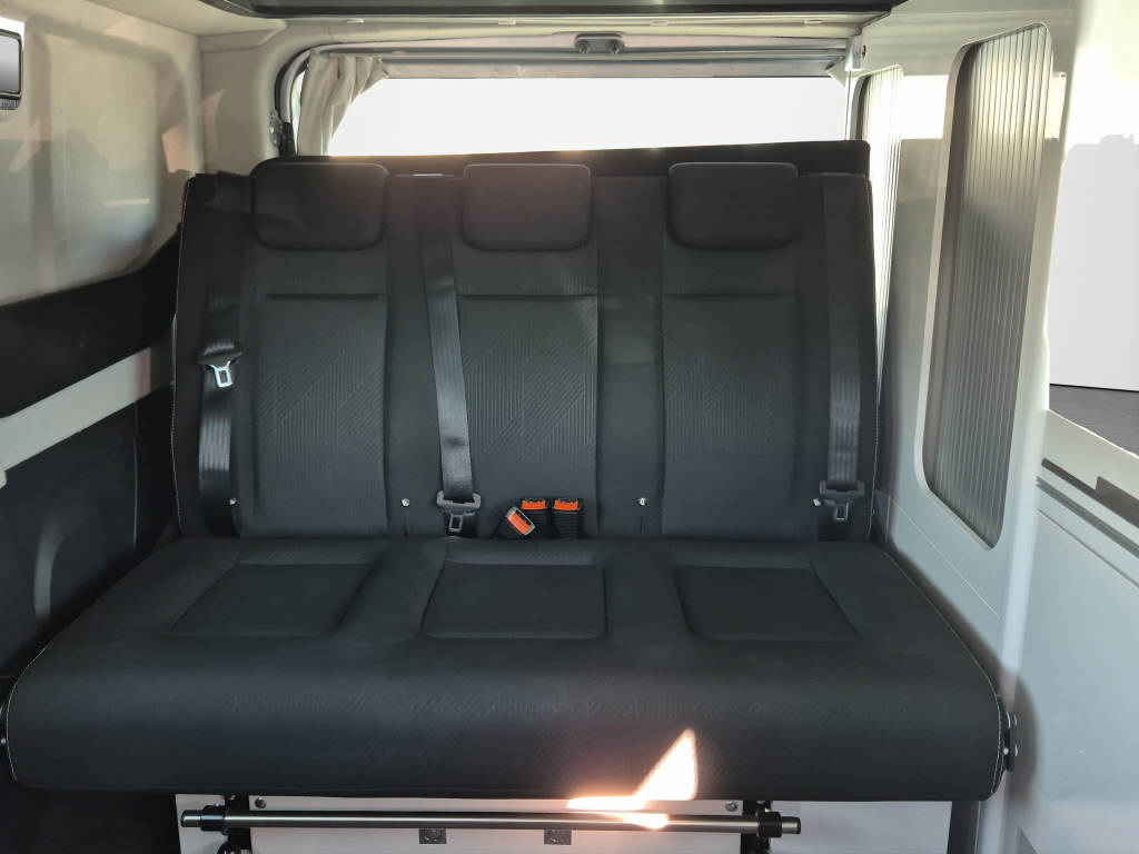 RENAULT Adria Active 2.0 dCi 170 EDC-image-15