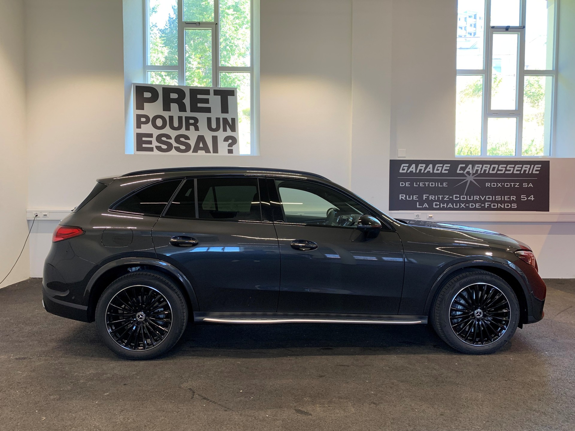 MERCEDES-BENZ GLC 200 4Matic 9G-Tronic-image-3