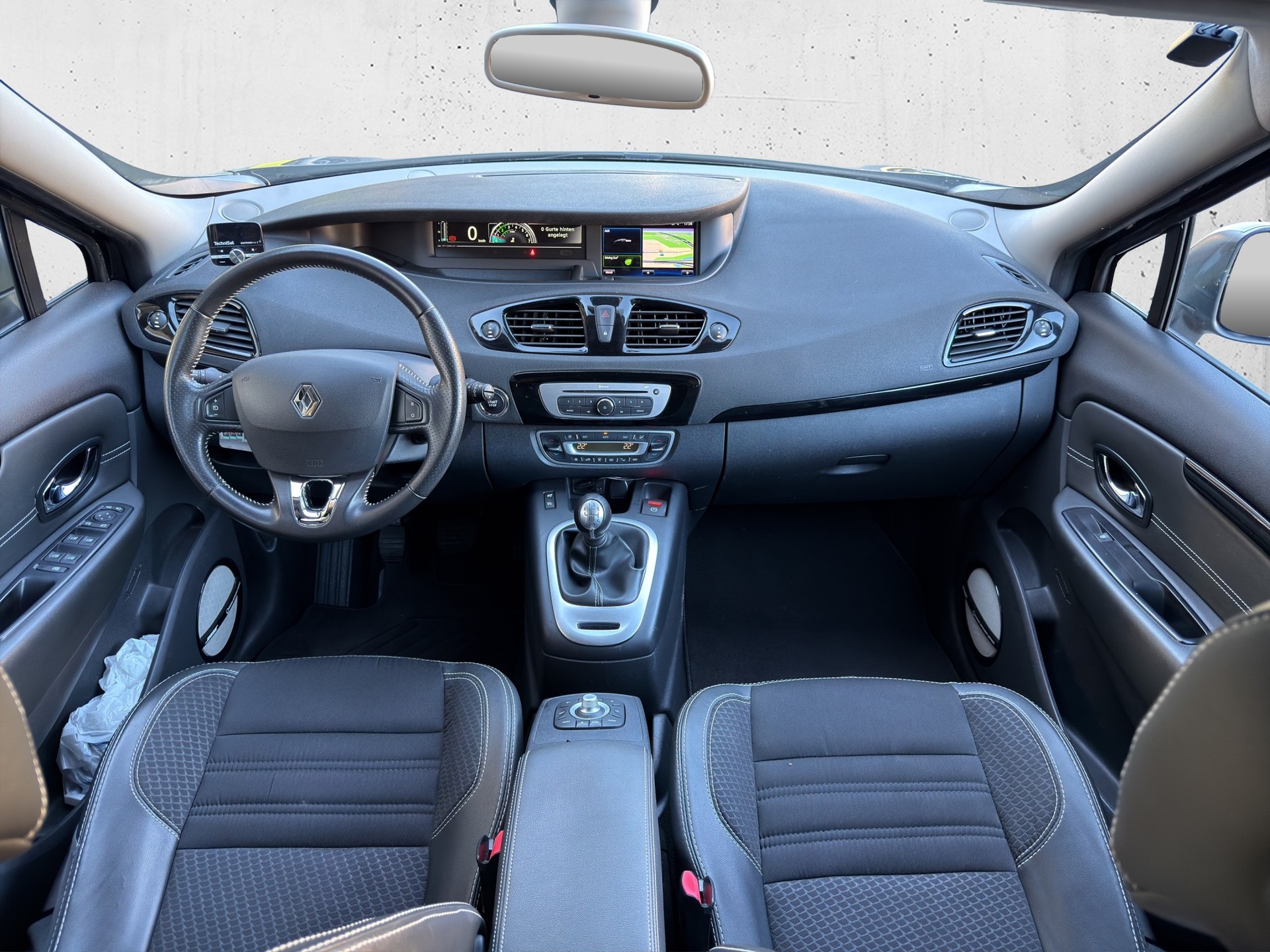 RENAULT Grand Scenic TCe 130 Bose Edition 7-Plätzer-image-6